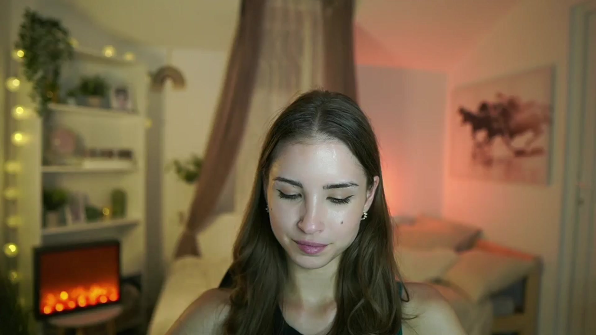 Gallery image thumbnail from Shy_jane's myfreecams stream on, 09/17/2024, 15:32 image 6 of 20