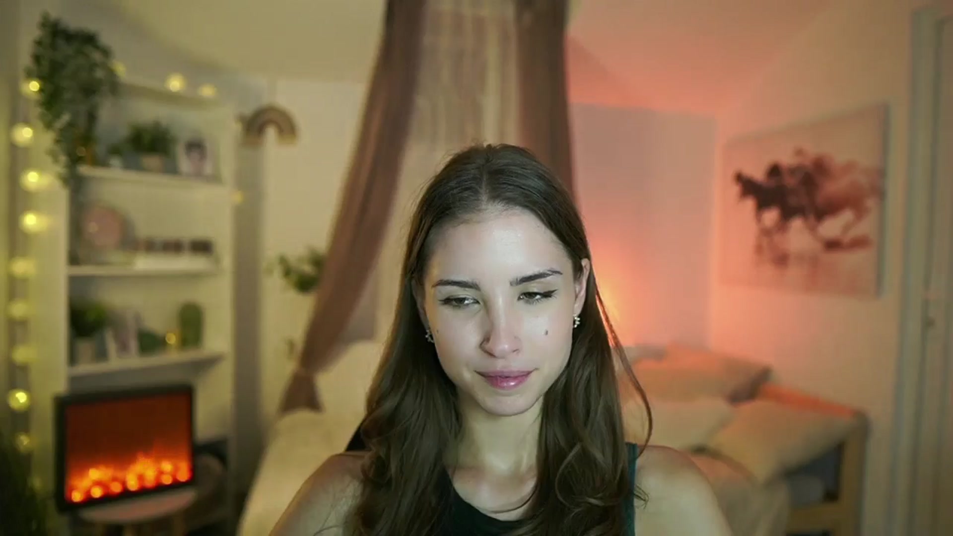 Gallery image thumbnail from Shy_jane's myfreecams stream on, 09/17/2024, 15:32 image 4 of 20