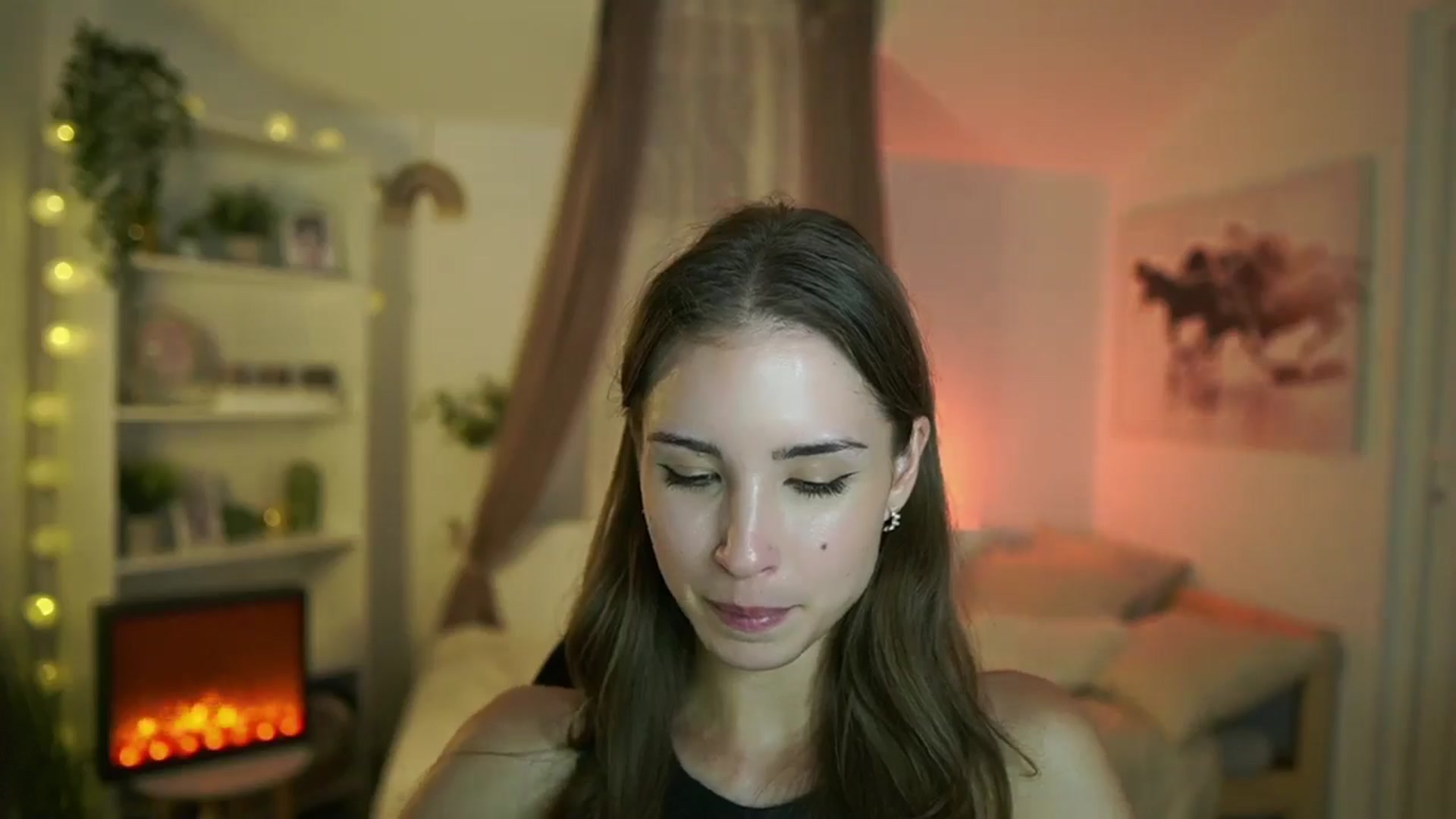 Gallery image thumbnail from Shy_jane's myfreecams stream on, 09/17/2024, 16:40 image 3 of 20