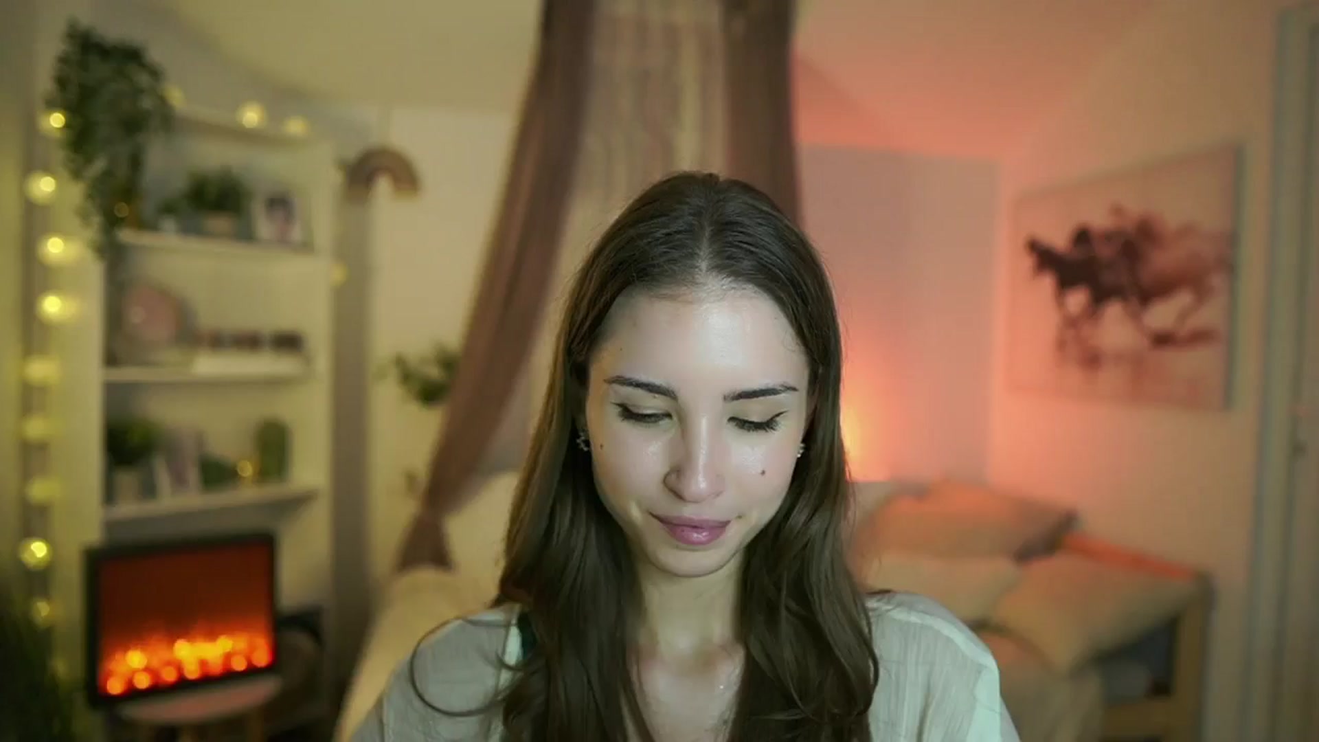 Gallery image thumbnail from Shy_jane's myfreecams stream on, 09/17/2024, 16:40 image 13 of 20