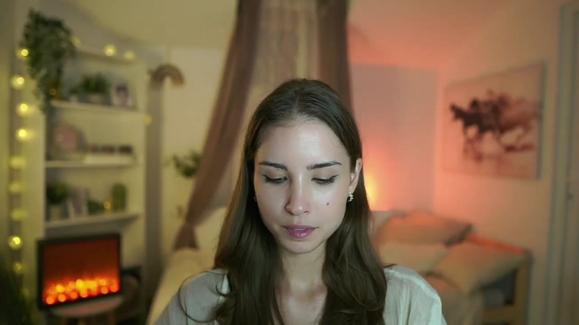 Gallery image thumbnail from Shy_jane's myfreecams stream on, 09/17/2024, 16:40 image 17 of 20