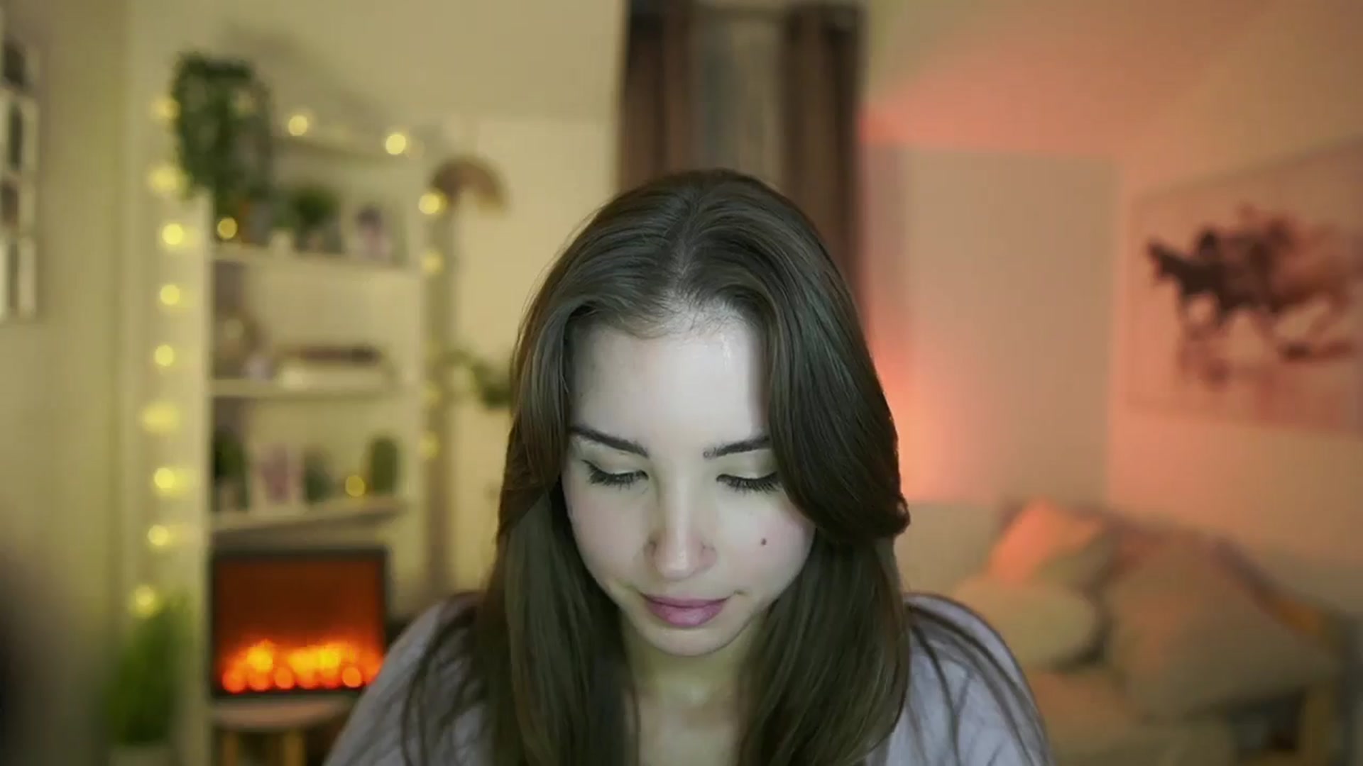 Gallery image thumbnail from Shy_jane's myfreecams stream on, 09/24/2024, 13:19 image 15 of 20