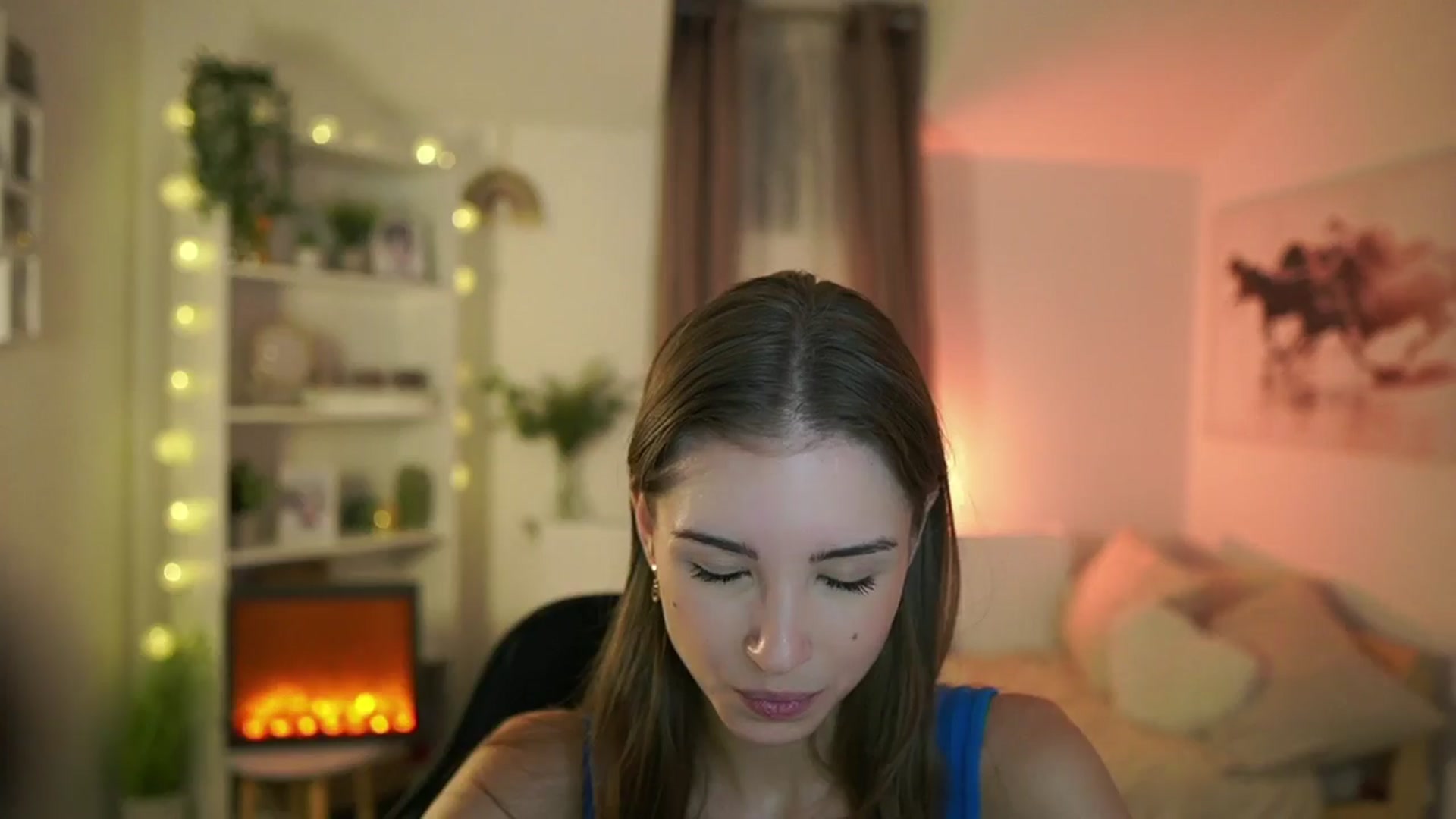 Gallery image thumbnail from Shy_jane's myfreecams stream on, 09/25/2024, 10:40 image 9 of 20