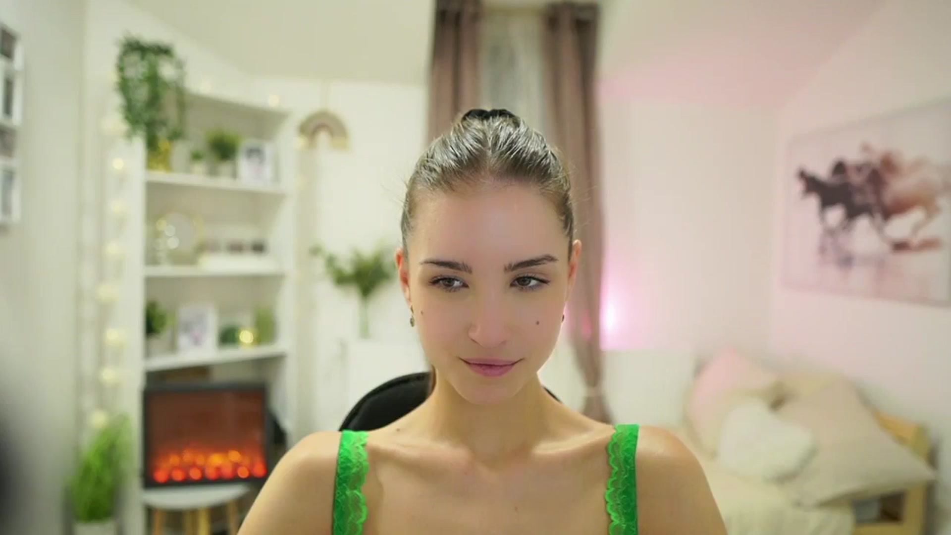Gallery image thumbnail from Shy_jane's myfreecams stream on, 09/25/2024, 14:14 image 13 of 20