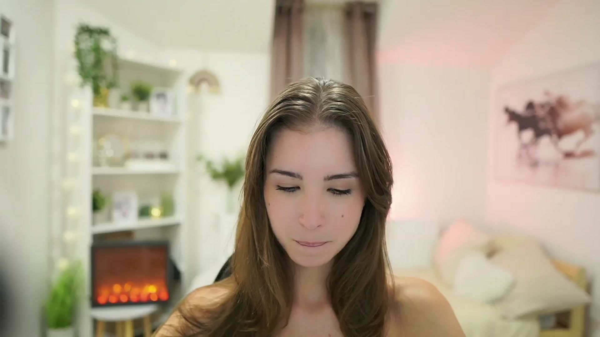 Gallery image thumbnail from Shy_jane's myfreecams stream on, 09/25/2024, 14:59 image 5 of 20