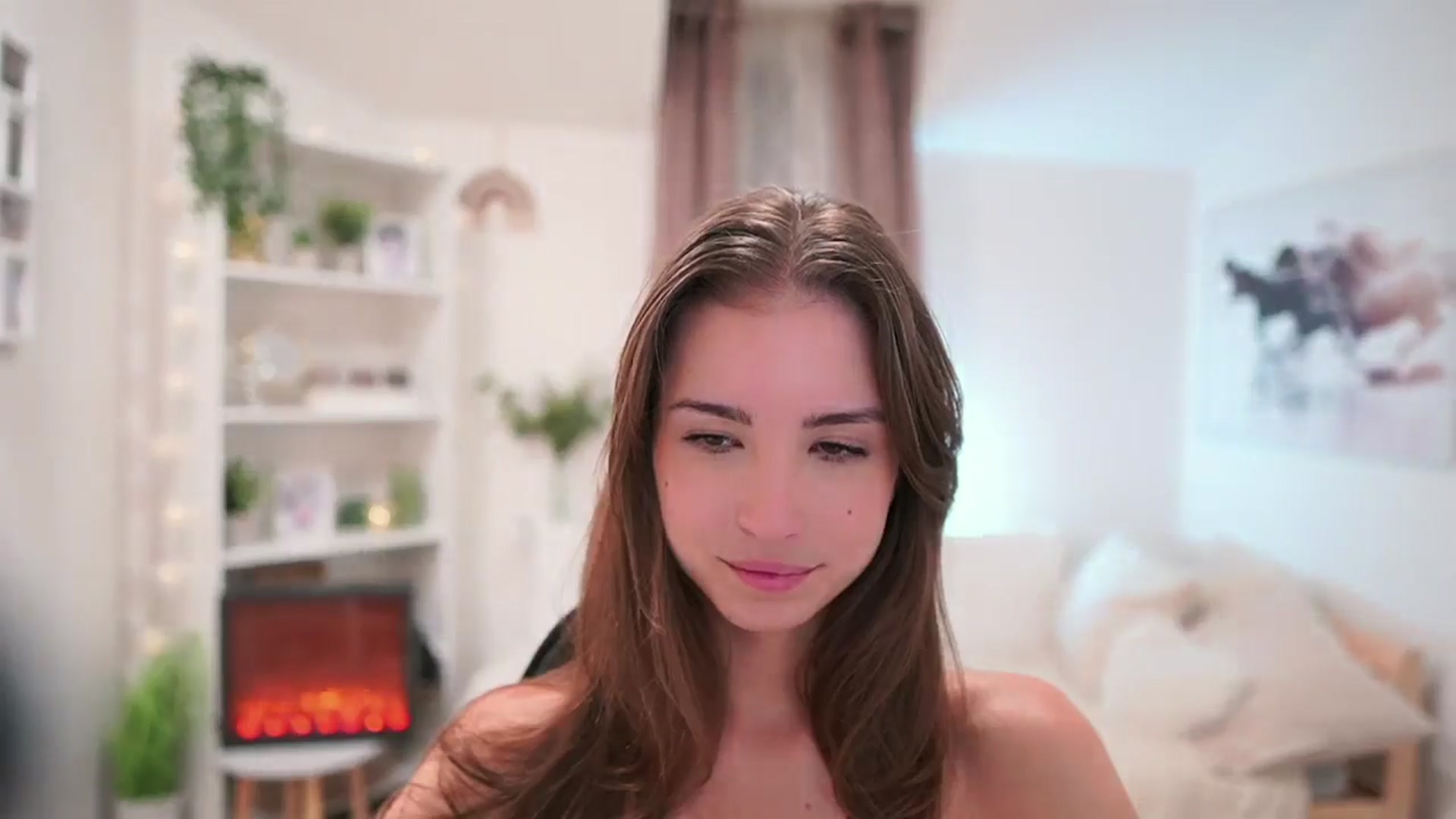 Gallery image thumbnail from Shy_jane's myfreecams stream on, 09/25/2024, 14:59 image 8 of 20