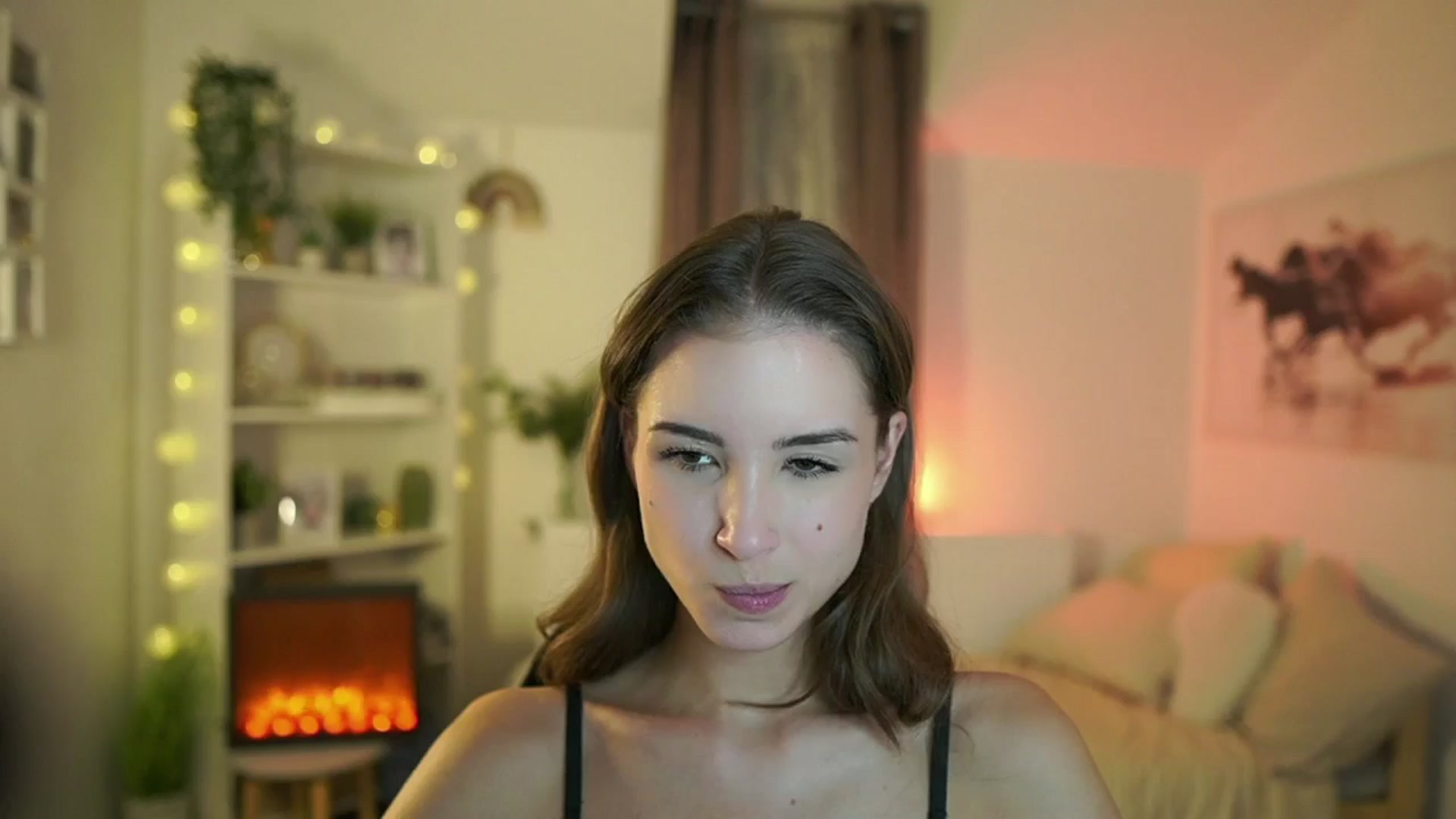 Gallery image thumbnail from Shy_jane's myfreecams stream on, 09/30/2024, 13:39 image 12 of 20