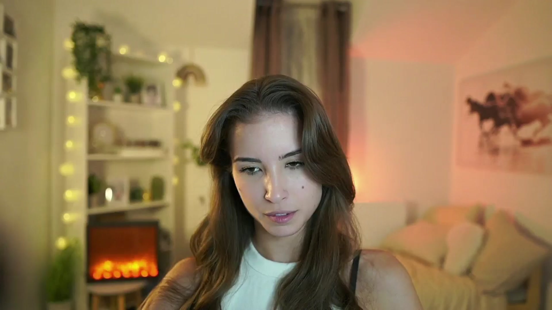 Gallery image thumbnail from Shy_jane's myfreecams stream on, 09/30/2024, 15:41 image 7 of 20