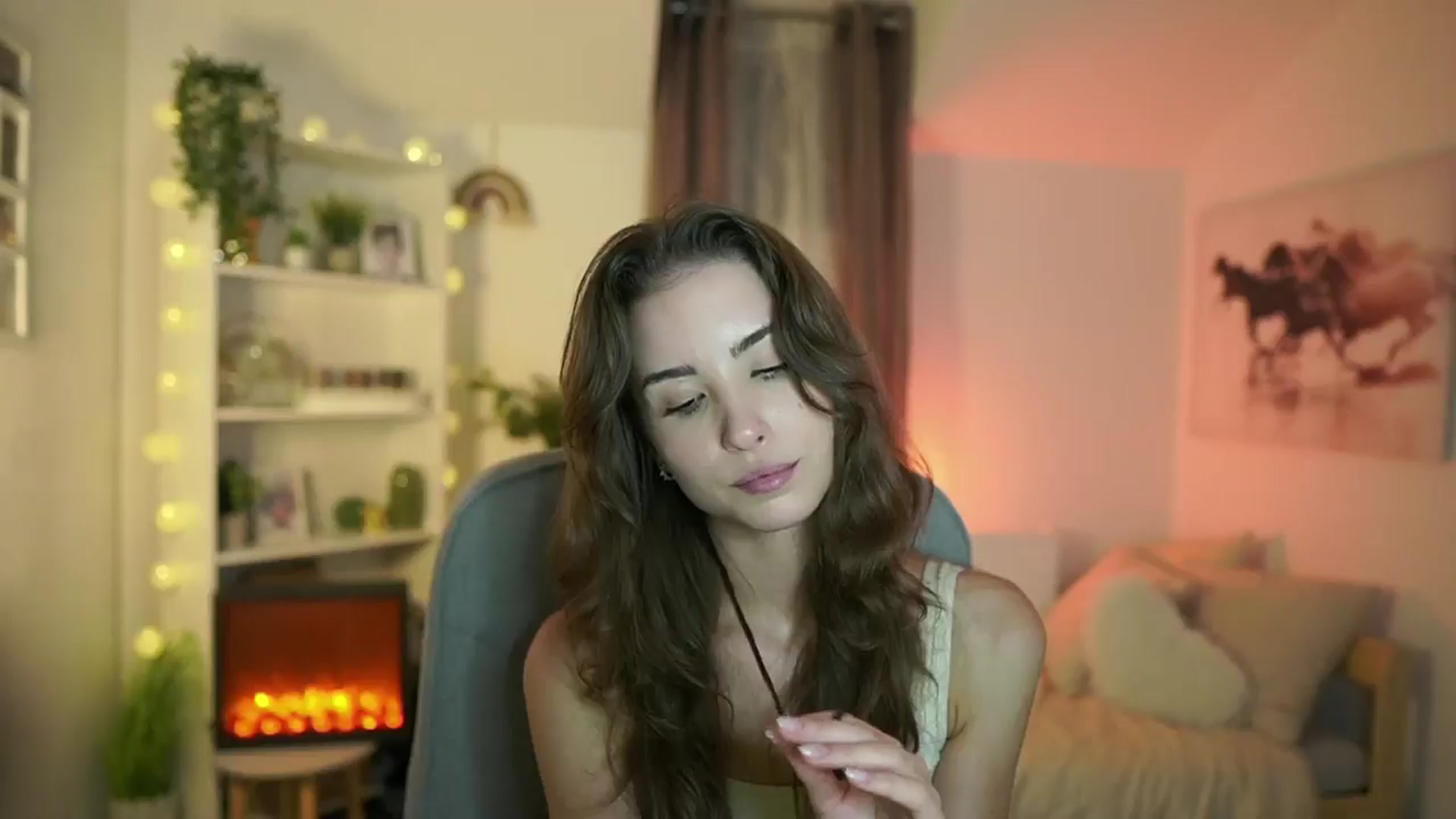 Gallery image thumbnail from Shy_jane's myfreecams stream on, 10/03/2024, 14:29 image 9 of 20