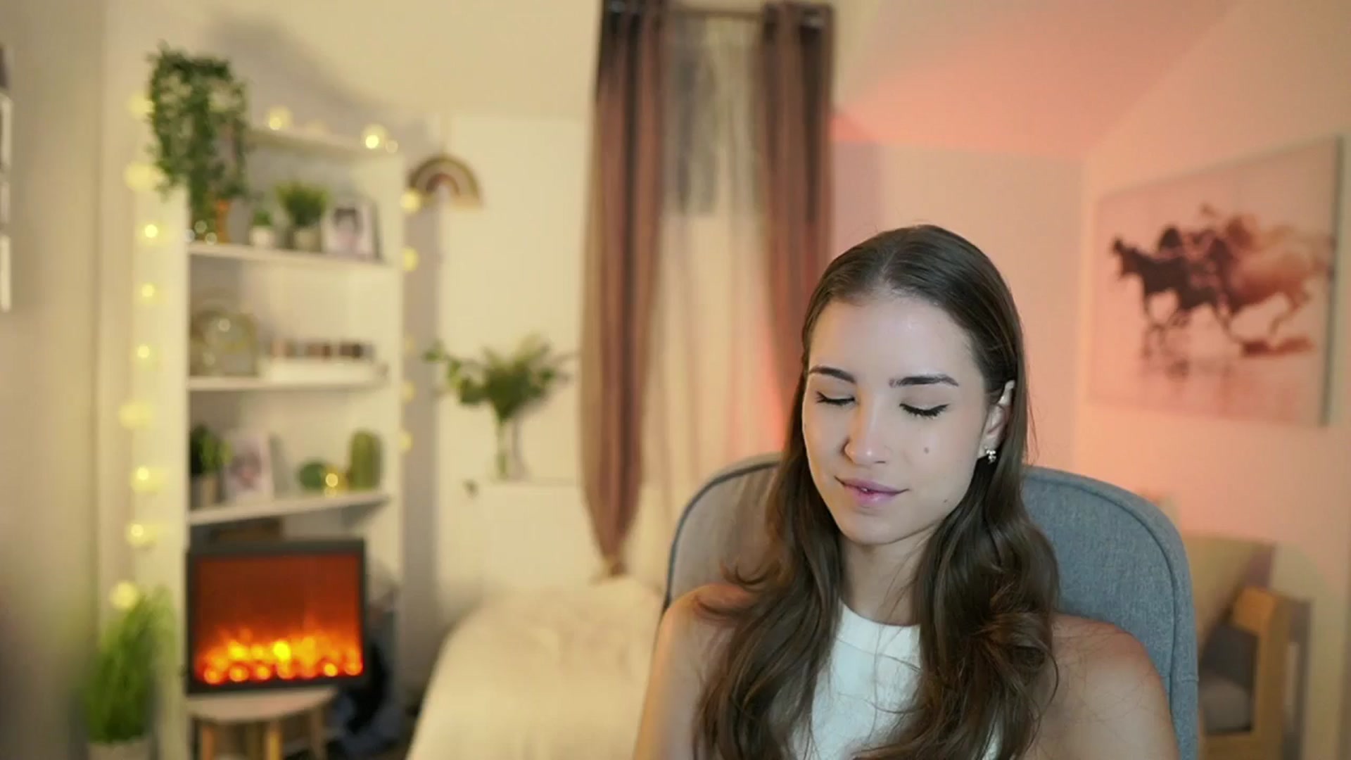 Gallery image thumbnail from Shy_jane's myfreecams stream on, 10/06/2024, 09:32 image 1 of 20