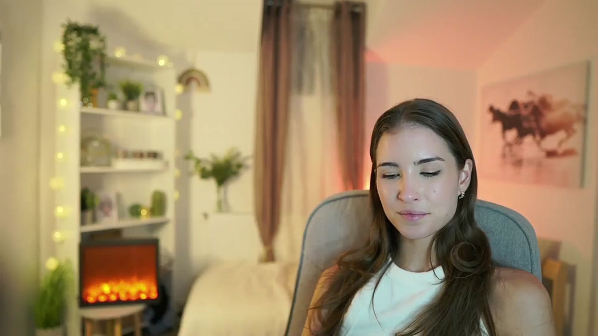 Gallery image thumbnail from Shy_jane's myfreecams stream on, 10/06/2024, 17:29 image 9 of 20