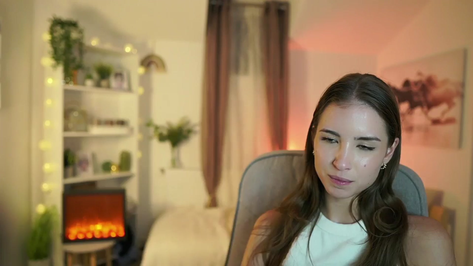 Gallery image thumbnail from Shy_jane's myfreecams stream on, 10/06/2024, 17:29 image 4 of 20