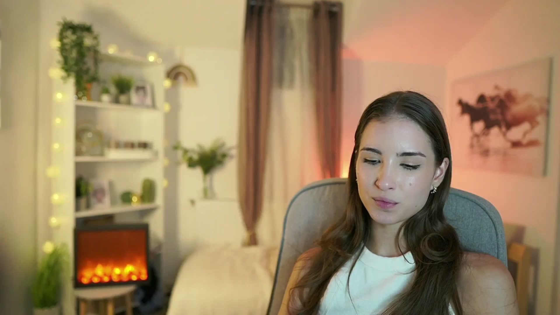 Gallery image thumbnail from Shy_jane's myfreecams stream on, 10/06/2024, 17:29 image 8 of 20