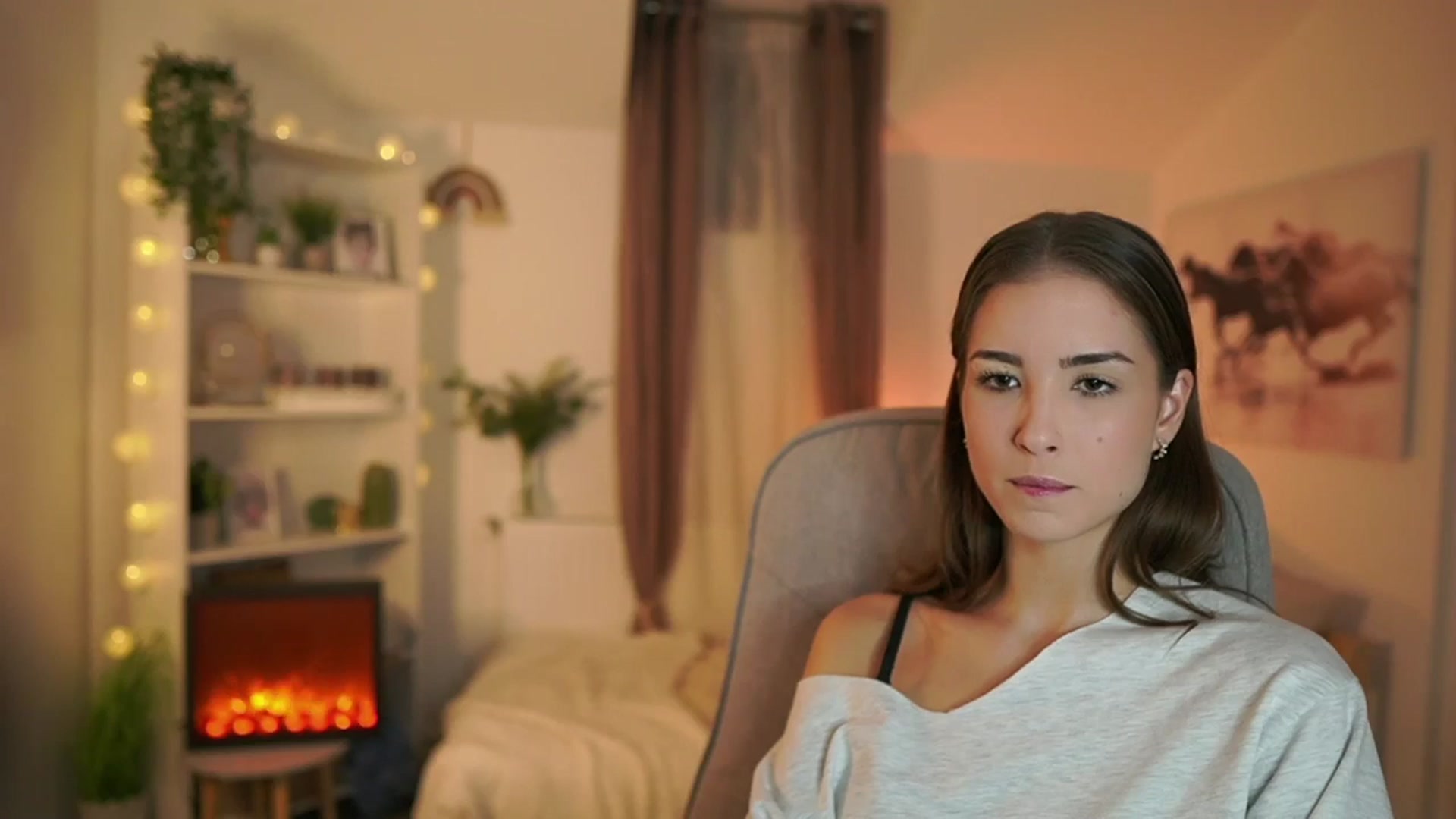 Gallery image thumbnail from Shy_jane's myfreecams stream on, 10/07/2024, 08:39 image 7 of 20