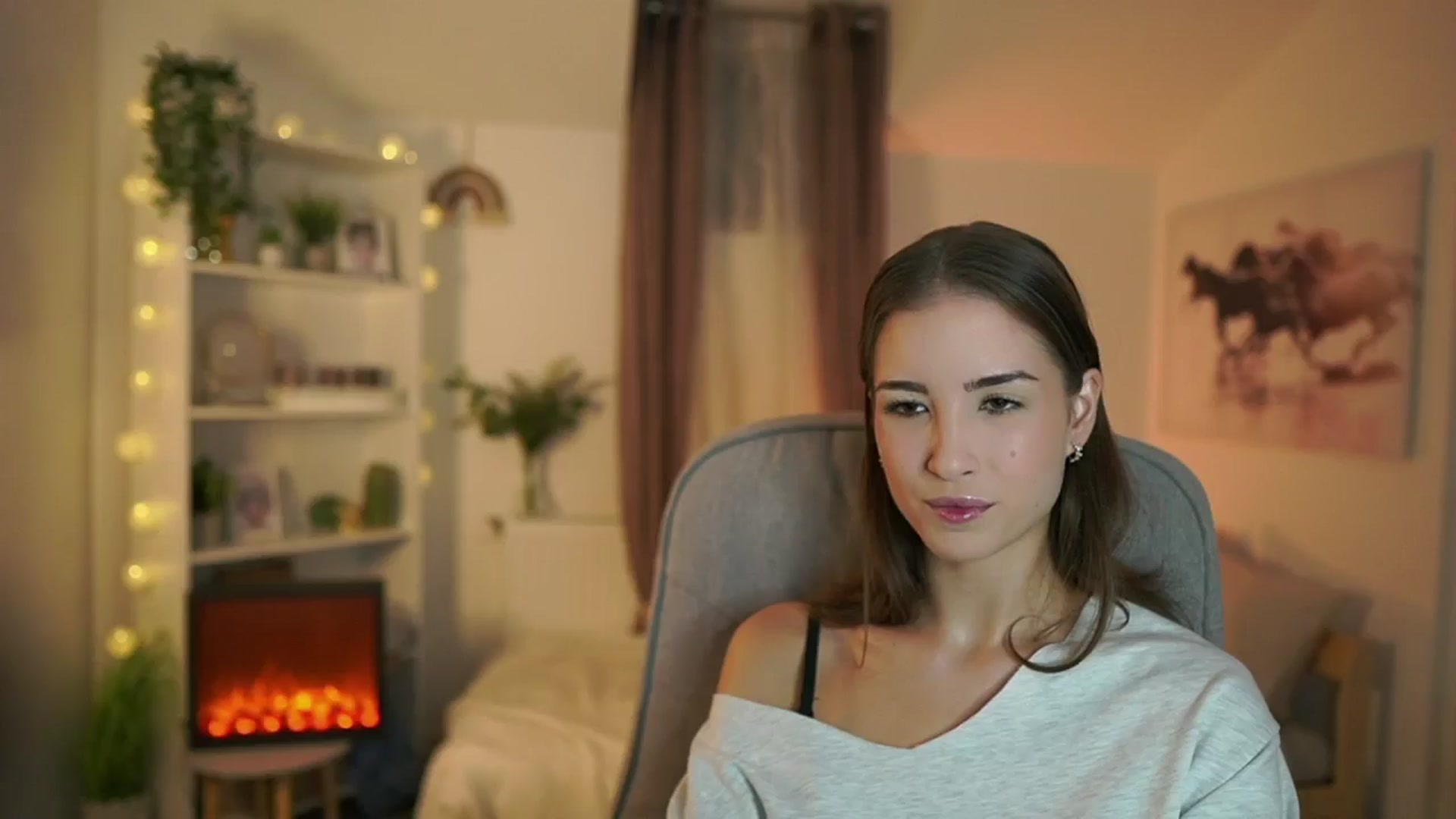 Gallery image thumbnail from Shy_jane's myfreecams stream on, 10/07/2024, 08:39 image 1 of 20