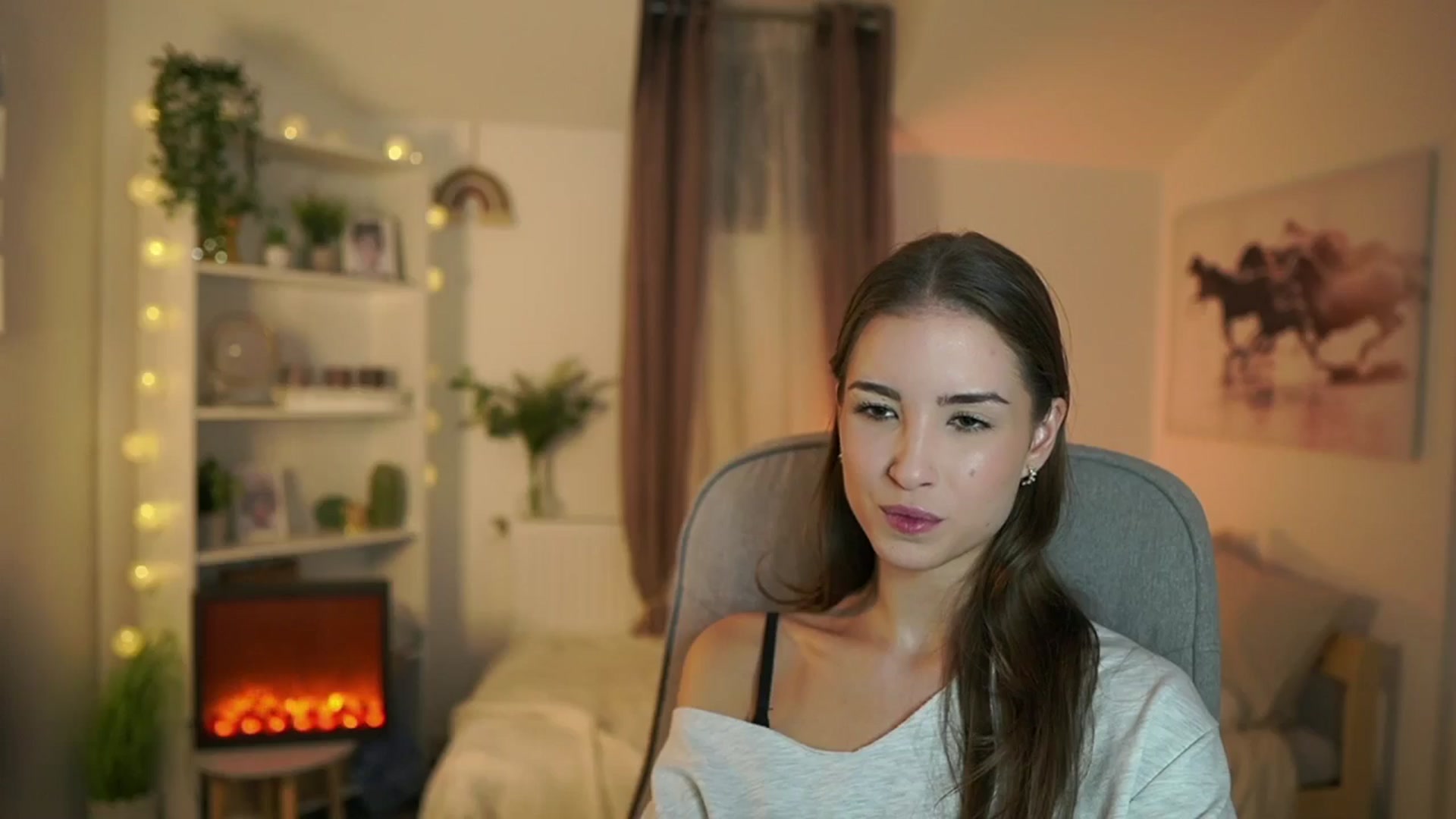 Gallery image thumbnail from Shy_jane's myfreecams stream on, 10/07/2024, 09:58 image 12 of 20