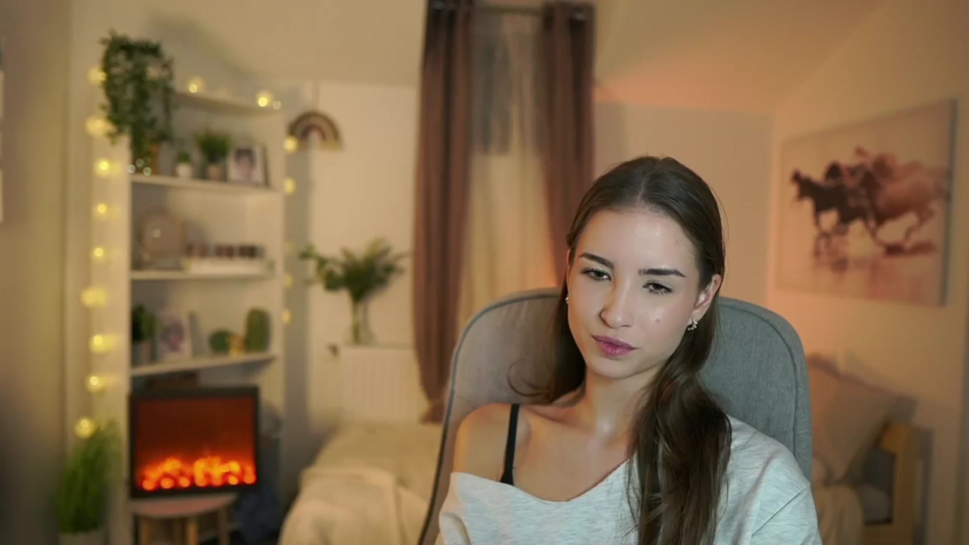 Gallery image thumbnail from Shy_jane's myfreecams stream on, 10/07/2024, 09:58 image 13 of 20