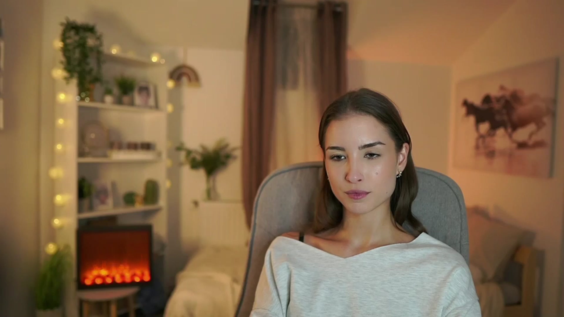 Gallery image thumbnail from Shy_jane's myfreecams stream on, 10/07/2024, 13:13 image 3 of 20