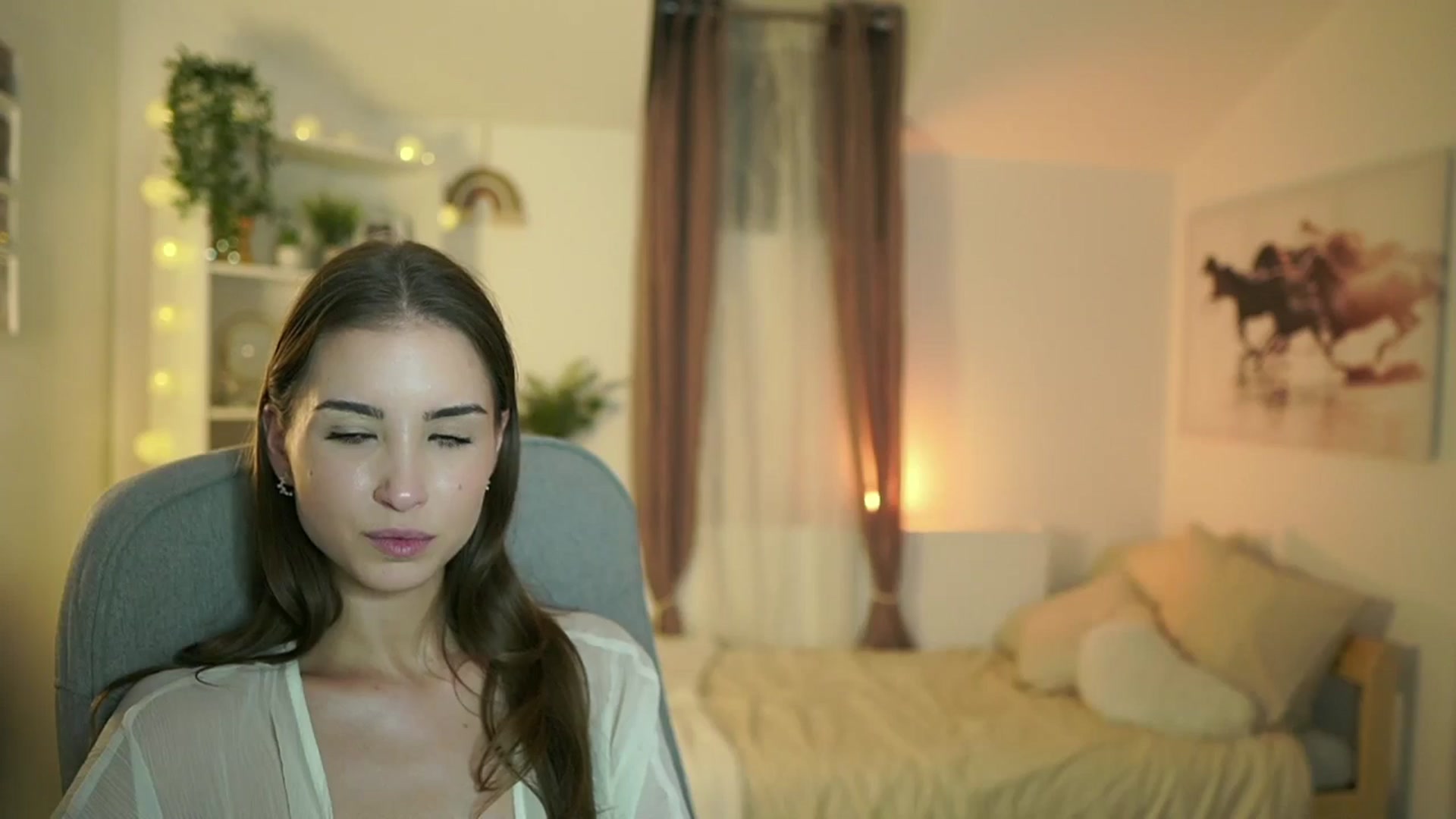 Gallery image thumbnail from Shy_jane's myfreecams stream on, 10/07/2024, 14:30 image 7 of 20