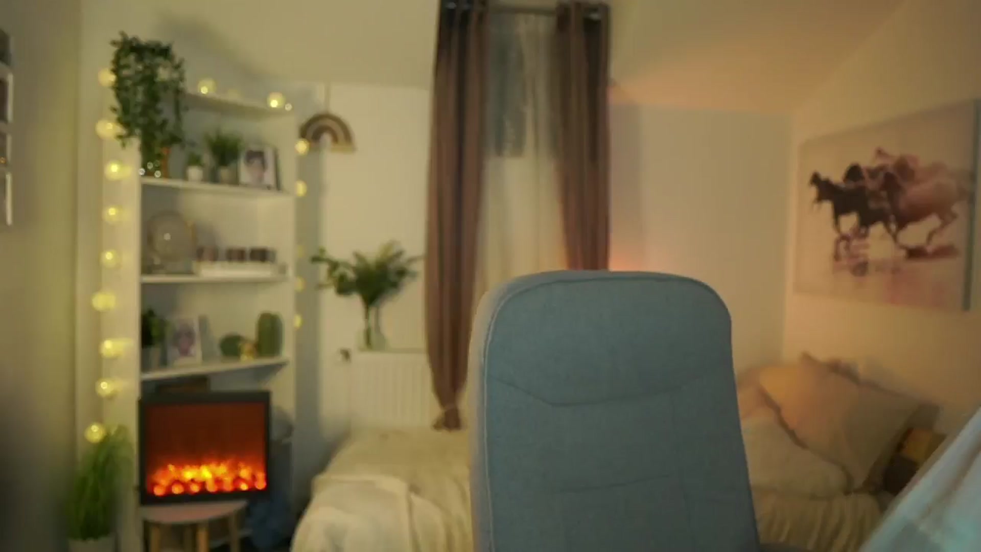 Gallery image thumbnail from Shy_jane's myfreecams stream on, 10/07/2024, 14:30 image 12 of 20