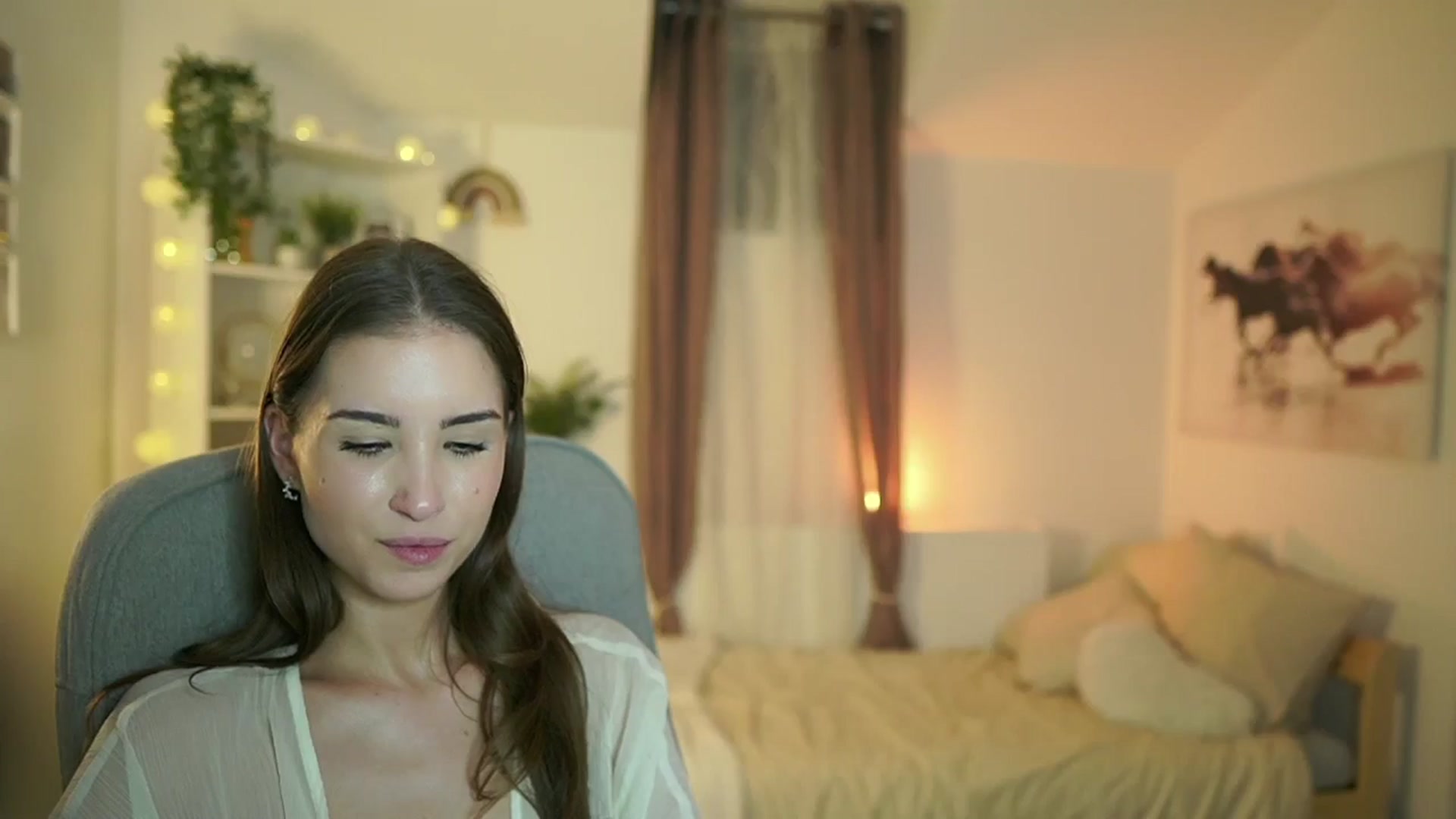 Gallery image thumbnail from Shy_jane's myfreecams stream on, 10/07/2024, 14:30 image 8 of 20