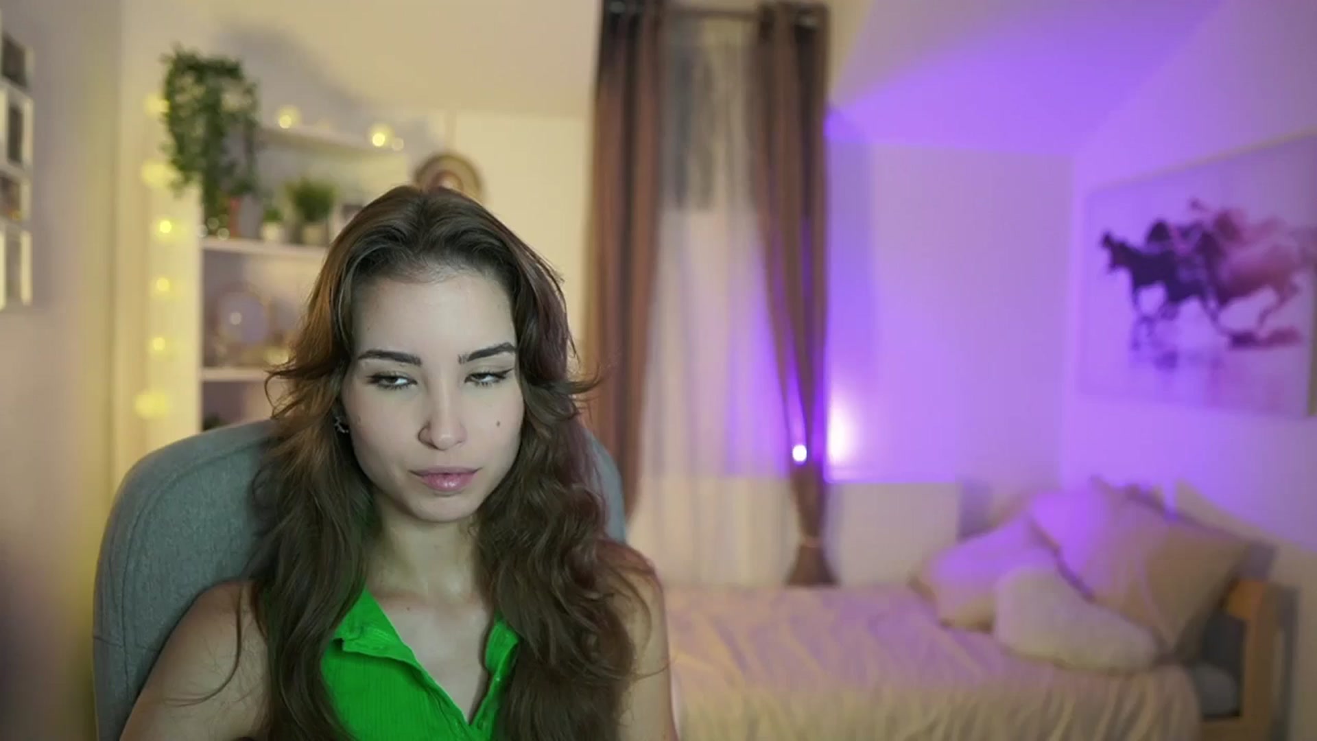 Gallery image thumbnail from Shy_jane's myfreecams stream on, 10/09/2024, 10:17 image 10 of 20