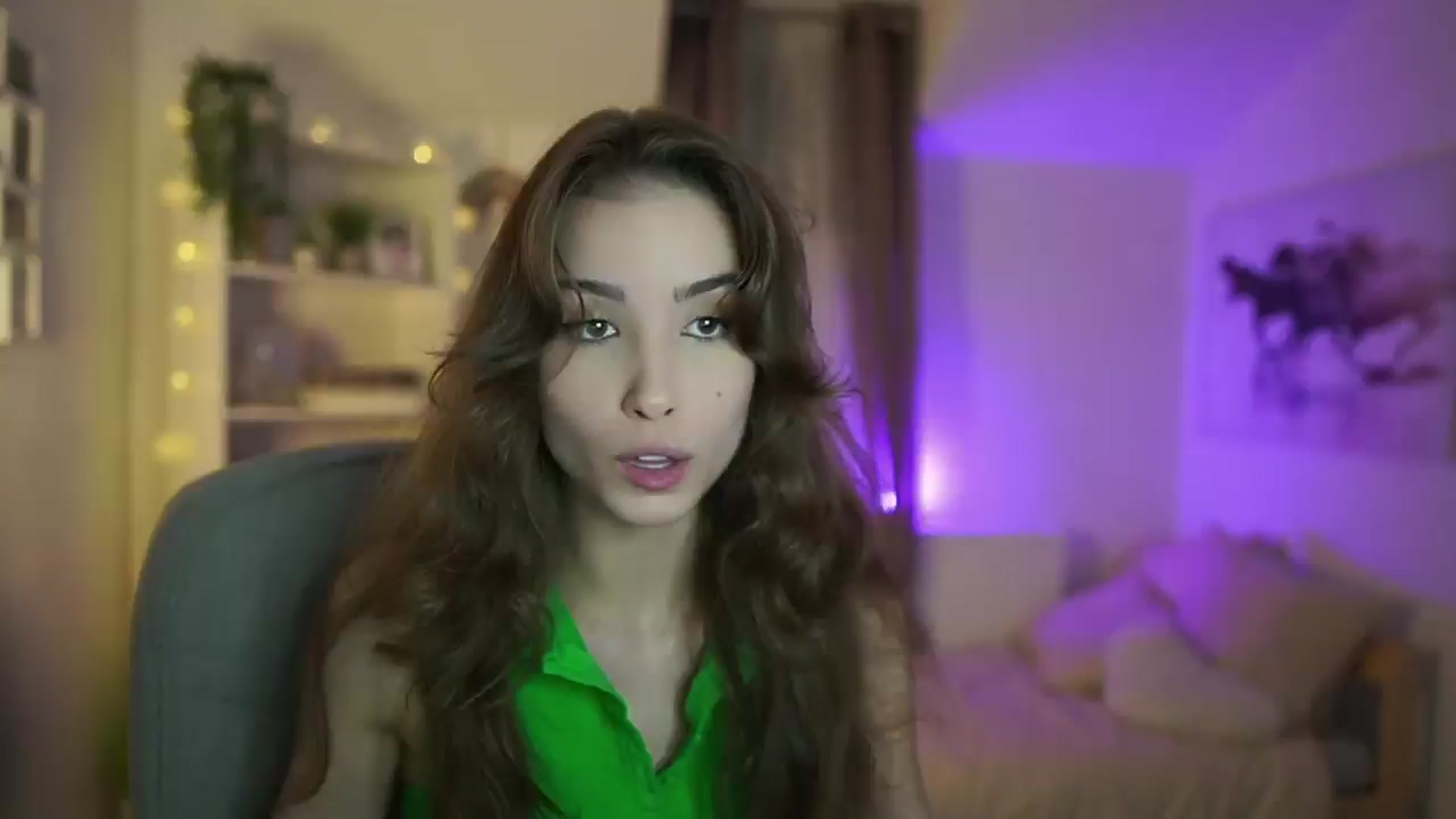 Gallery image thumbnail from Shy_jane's myfreecams stream on, 10/09/2024, 10:17 image 6 of 20