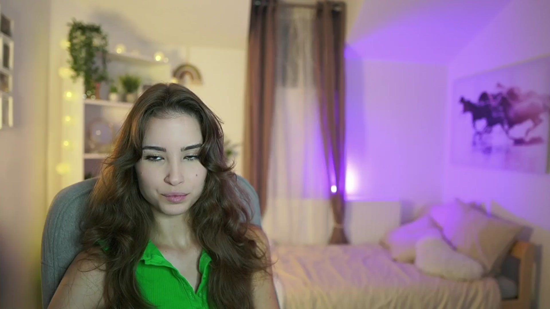 Gallery image thumbnail from Shy_jane's myfreecams stream on, 10/09/2024, 10:17 image 9 of 20