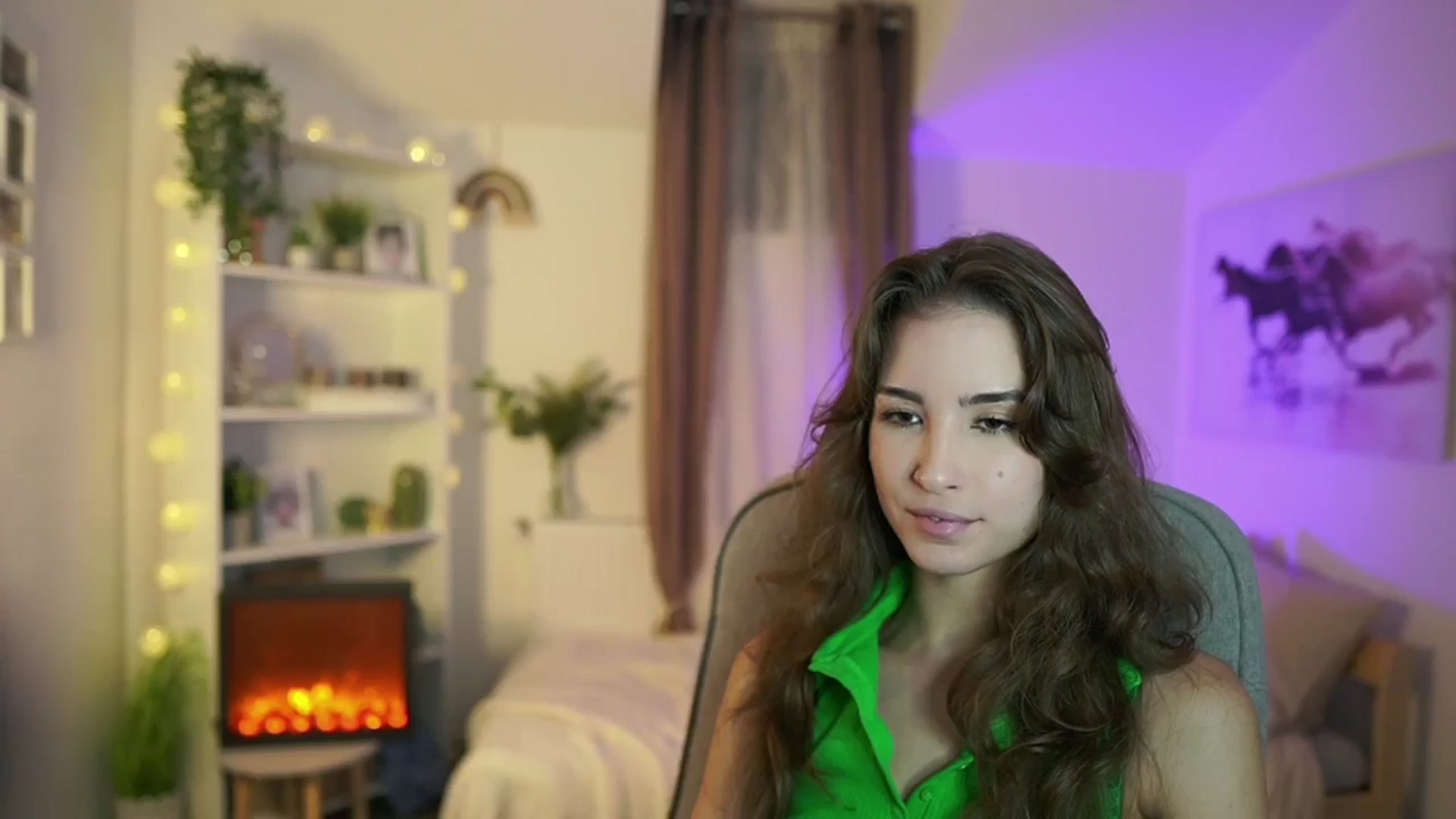 Gallery image thumbnail from Shy_jane's myfreecams stream on, 10/09/2024, 11:17 image 1 of 20