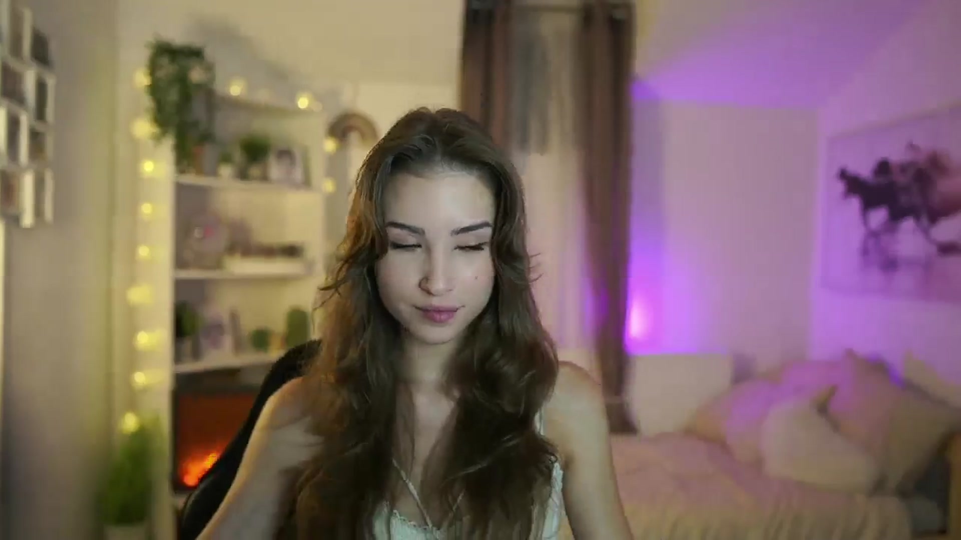 Gallery image thumbnail from Shy_jane's myfreecams stream on, 10/10/2024, 09:40 image 4 of 20