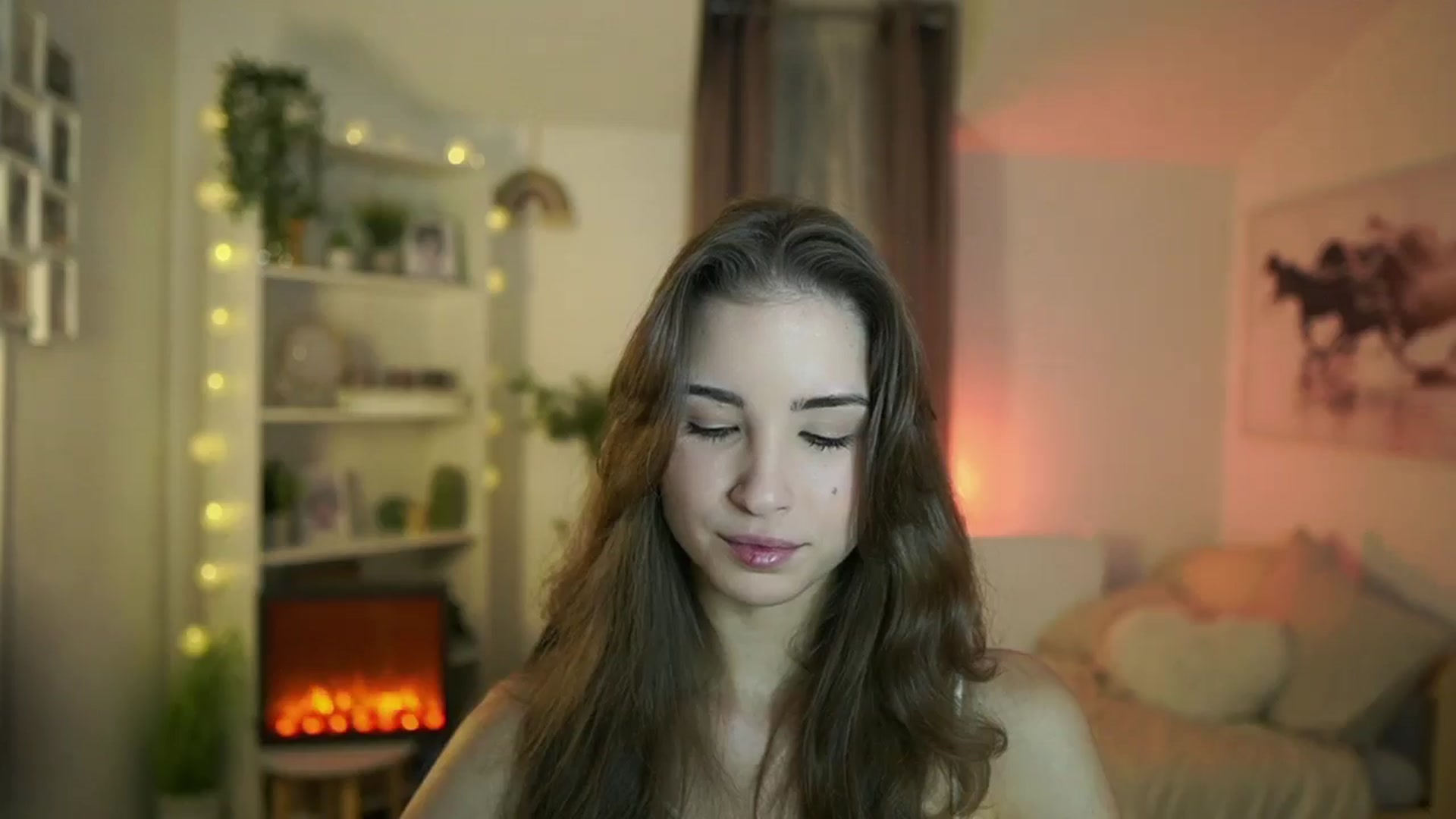 Gallery image thumbnail from Shy_jane's myfreecams stream on, 10/15/2024, 08:32 image 5 of 20