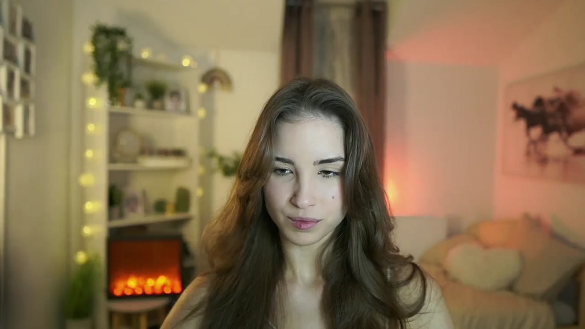 Gallery image thumbnail from Shy_jane's myfreecams stream on, 10/15/2024, 08:32 image 12 of 20