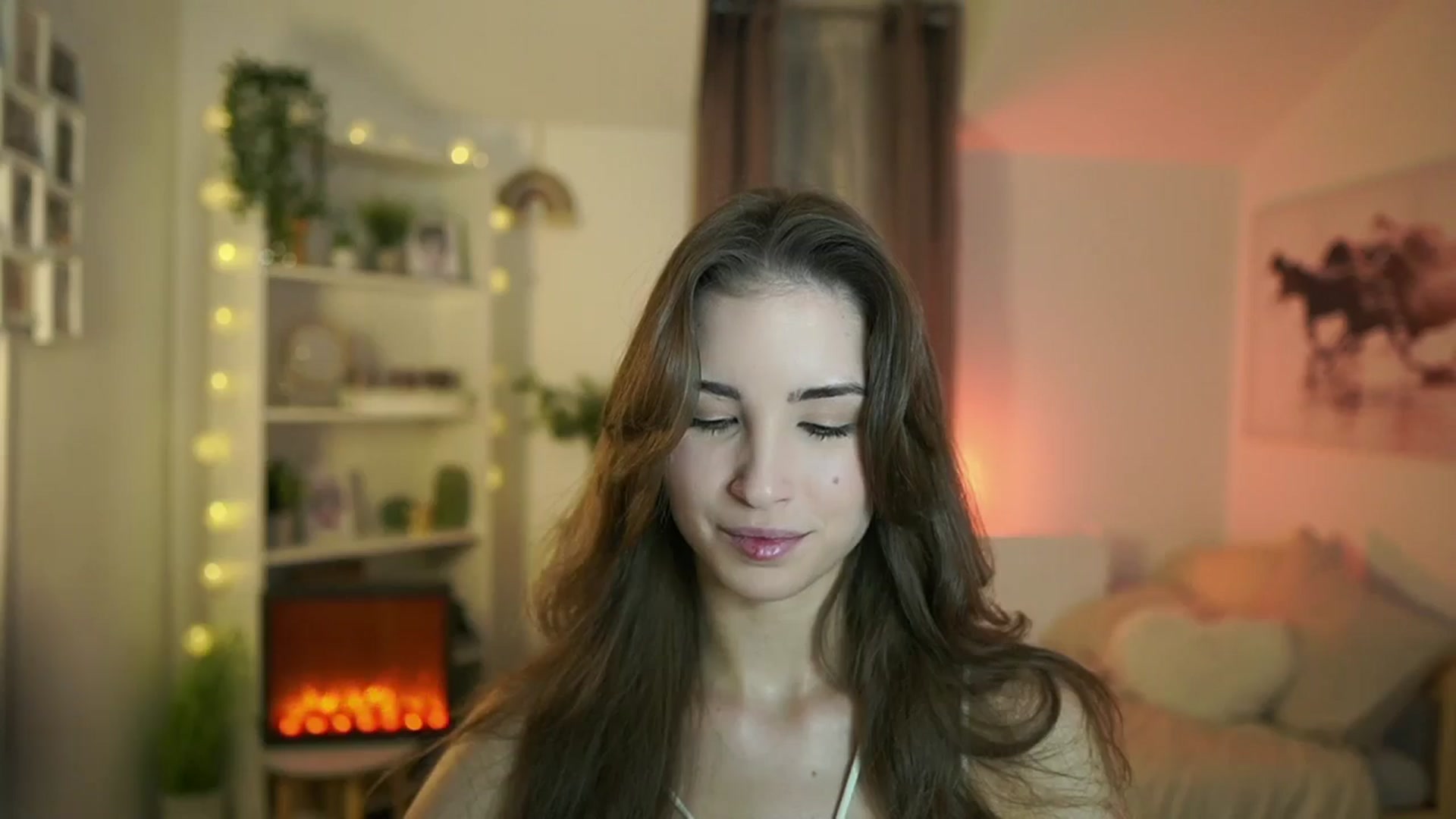 Gallery image thumbnail from Shy_jane's myfreecams stream on, 10/15/2024, 08:32 image 8 of 20