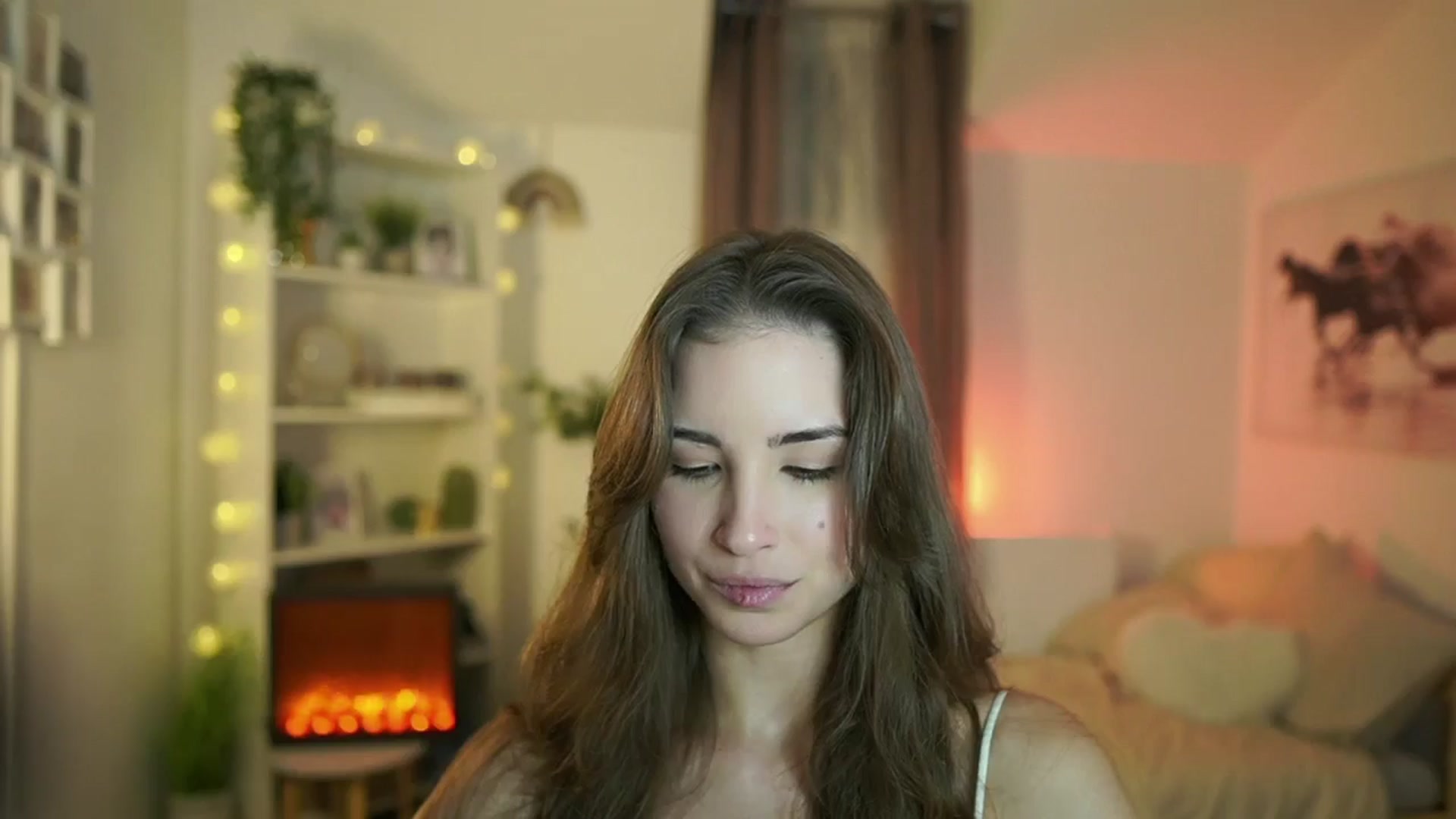 Gallery image thumbnail from Shy_jane's myfreecams stream on, 10/15/2024, 11:36 image 7 of 20