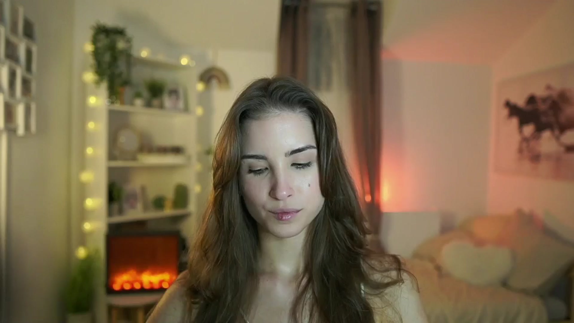 Gallery image thumbnail from Shy_jane's myfreecams stream on, 10/15/2024, 14:18 image 5 of 20