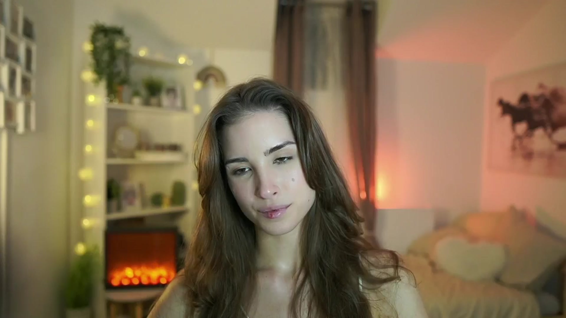 Gallery image thumbnail from Shy_jane's myfreecams stream on, 10/15/2024, 14:18 image 4 of 20