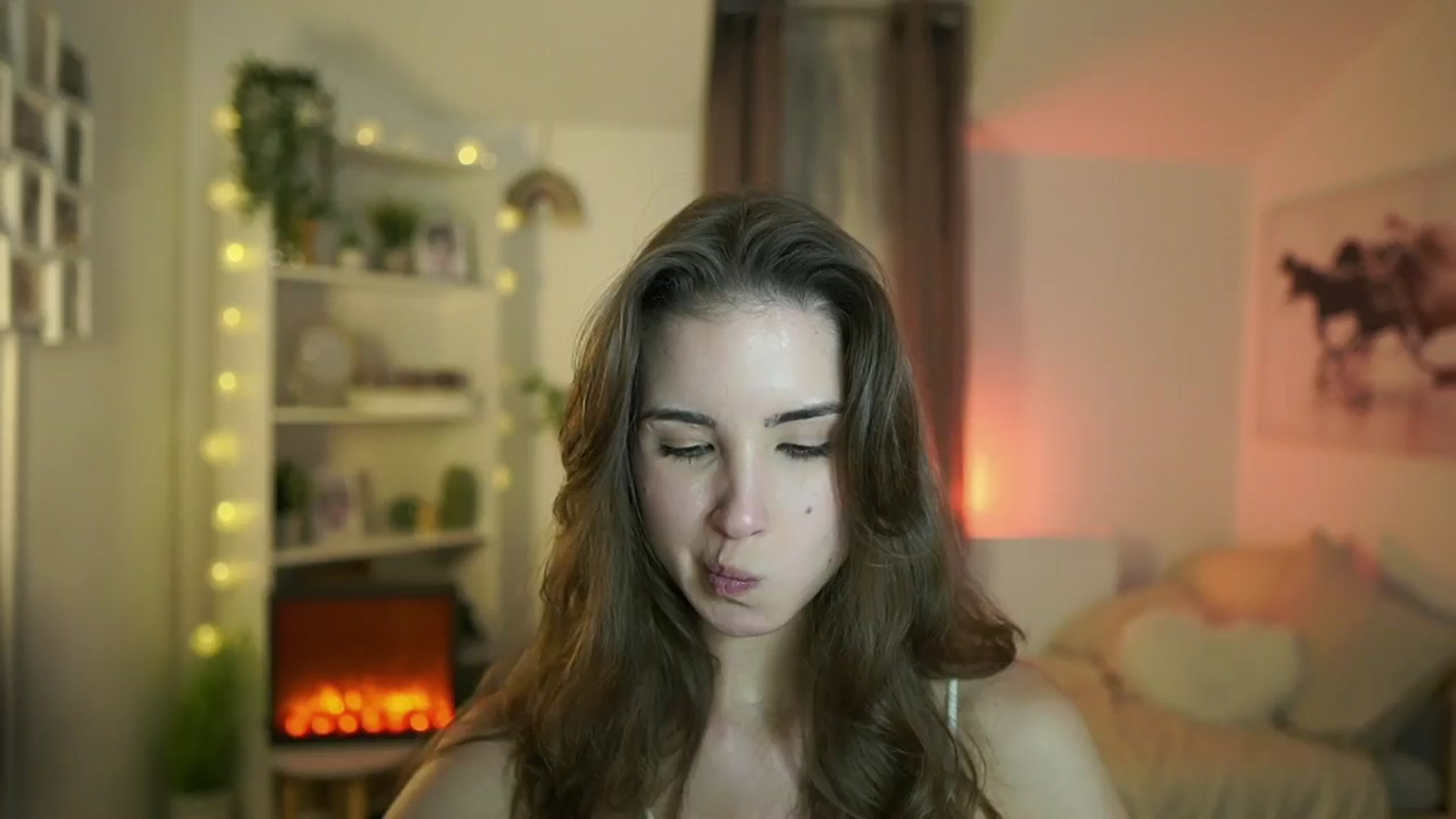Gallery image thumbnail from Shy_jane's myfreecams stream on, 10/15/2024, 15:54 image 1 of 20