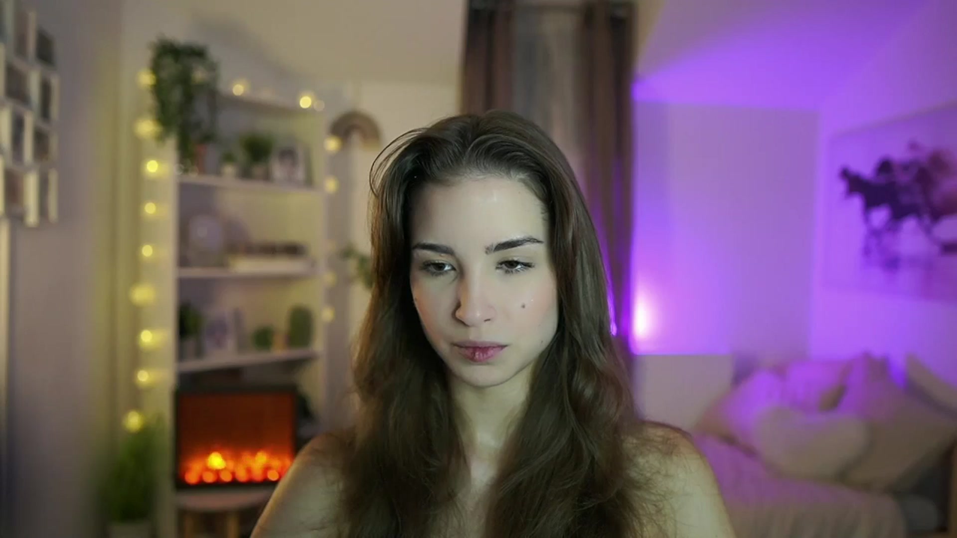 Gallery image thumbnail from Shy_jane's myfreecams stream on, 10/16/2024, 08:28 image 5 of 20