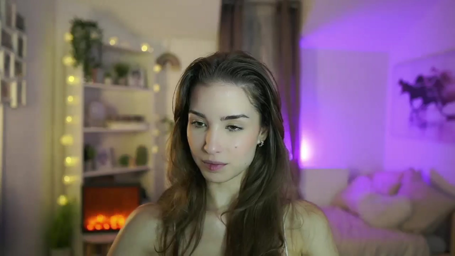 Gallery image thumbnail from Shy_jane's myfreecams stream on, 10/16/2024, 09:44 image 7 of 20