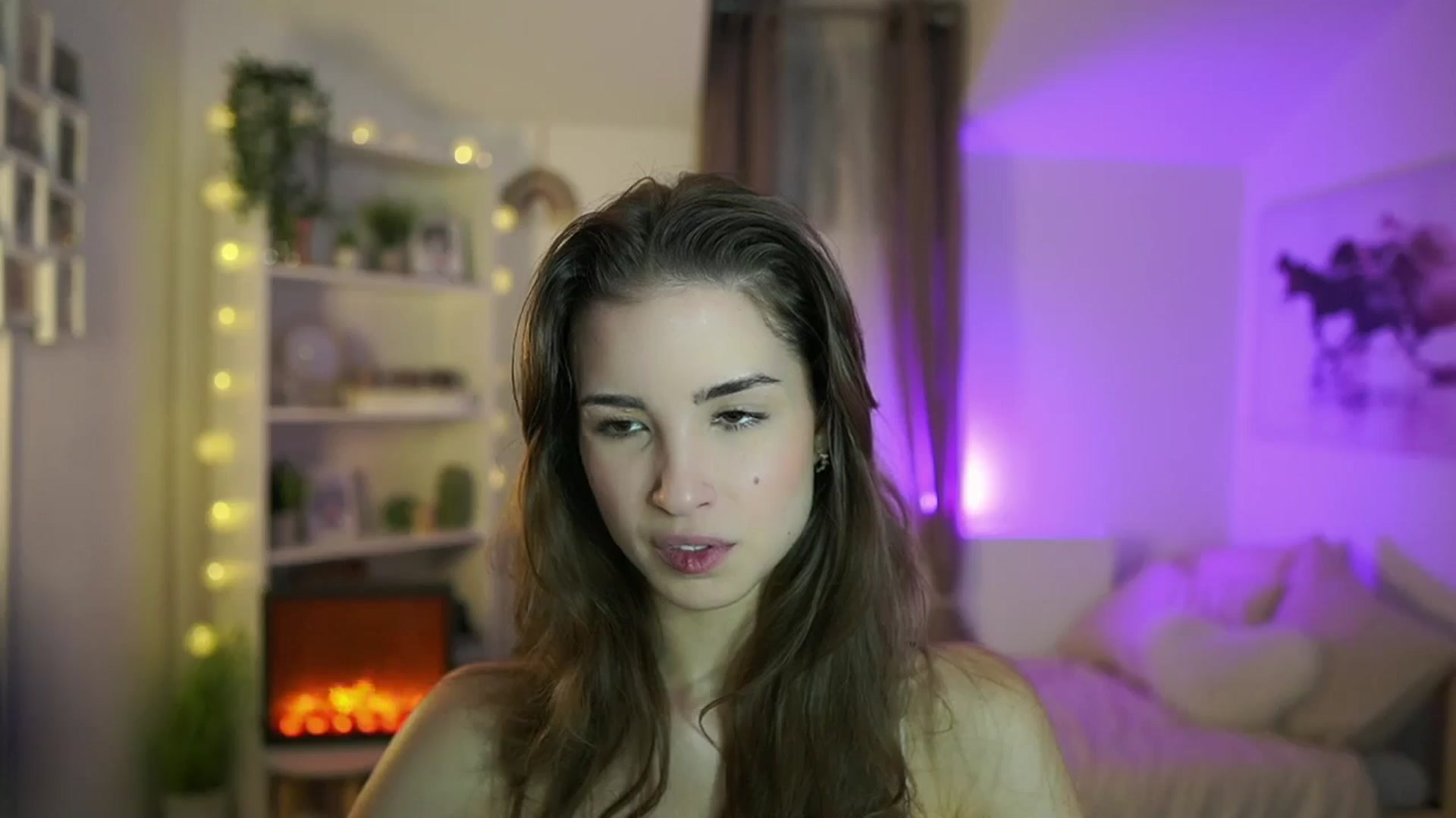 Gallery image thumbnail from Shy_jane's myfreecams stream on, 10/16/2024, 09:44 image 8 of 20
