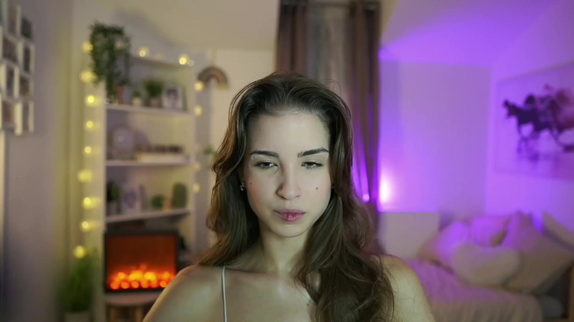Gallery image thumbnail from Shy_jane's myfreecams stream on, 10/16/2024, 09:44 image 3 of 20