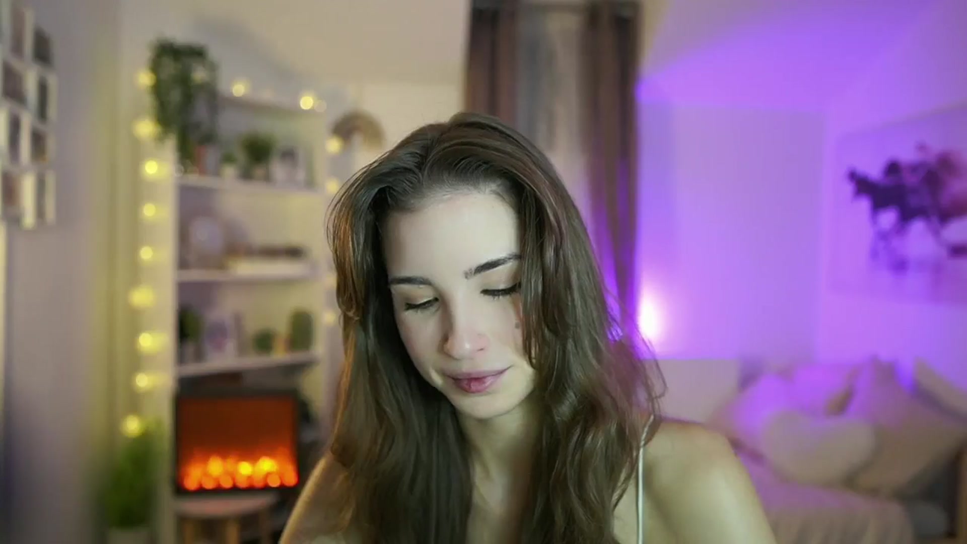 Gallery image thumbnail from Shy_jane's myfreecams stream on, 10/16/2024, 09:44 image 15 of 20