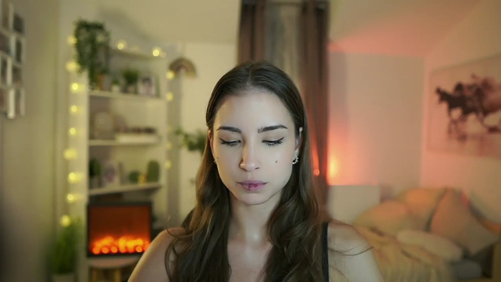 Gallery image thumbnail from Shy_jane's myfreecams stream on, 10/17/2024, 10:34 image 15 of 20