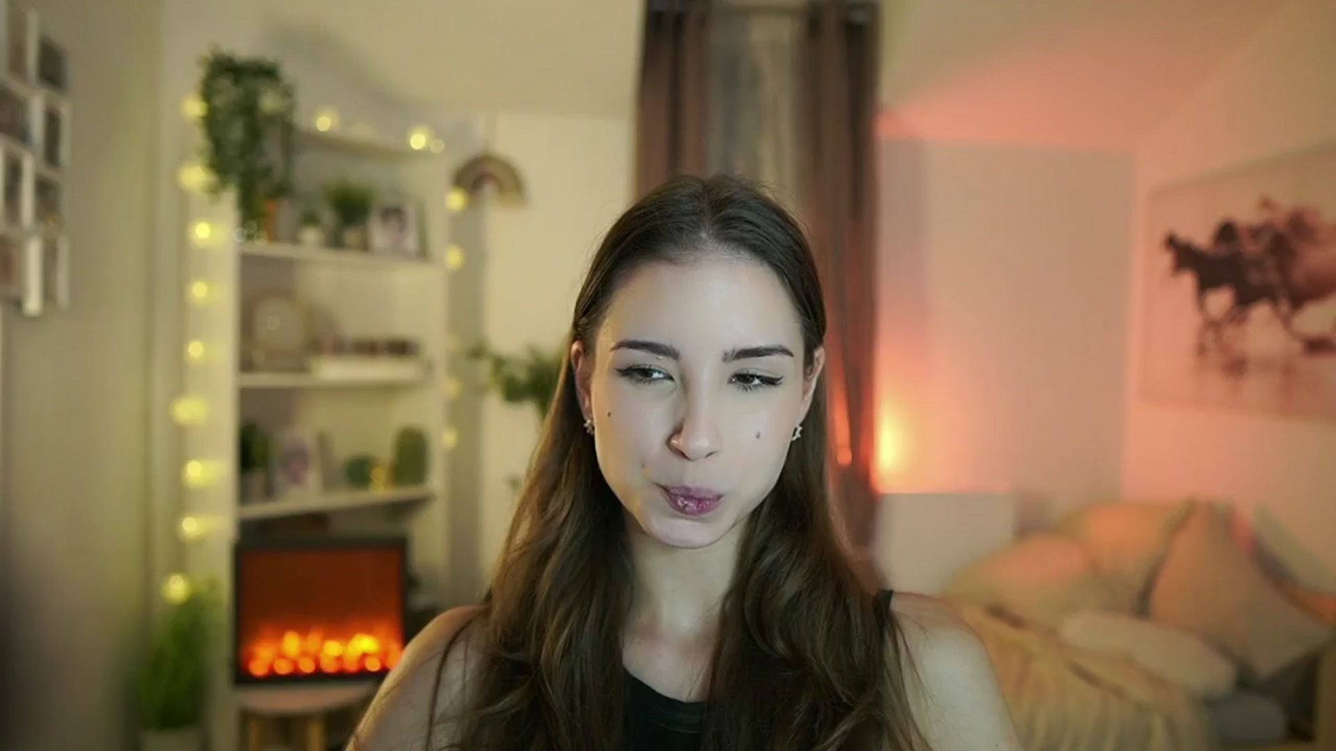 Gallery image thumbnail from Shy_jane's myfreecams stream on, 10/17/2024, 11:41 image 1 of 20