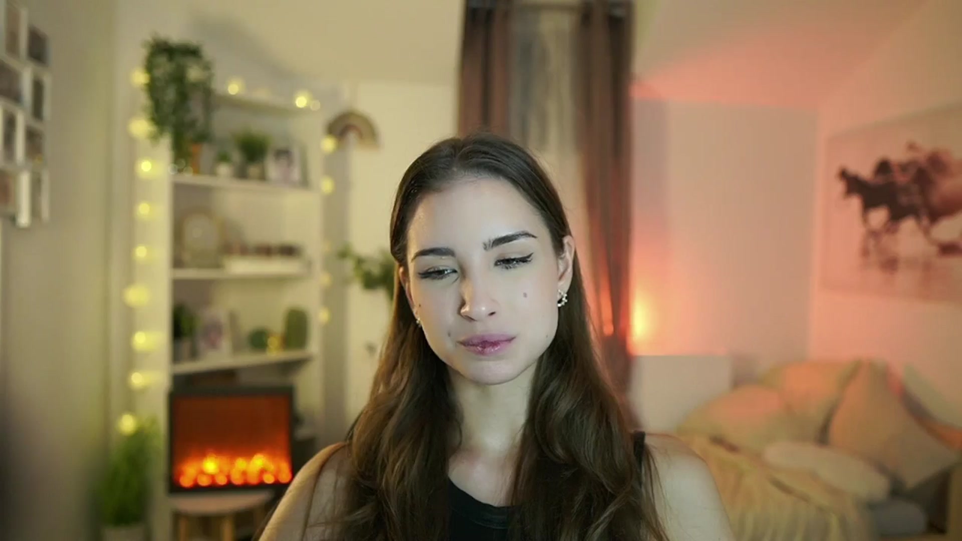 Gallery image thumbnail from Shy_jane's myfreecams stream on, 10/17/2024, 11:41 image 4 of 20