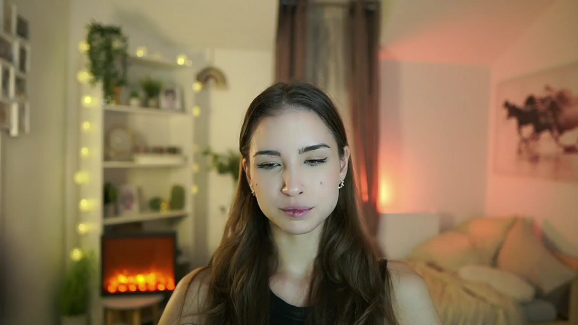 Gallery image thumbnail from Shy_jane's myfreecams stream on, 10/17/2024, 11:41 image 6 of 20