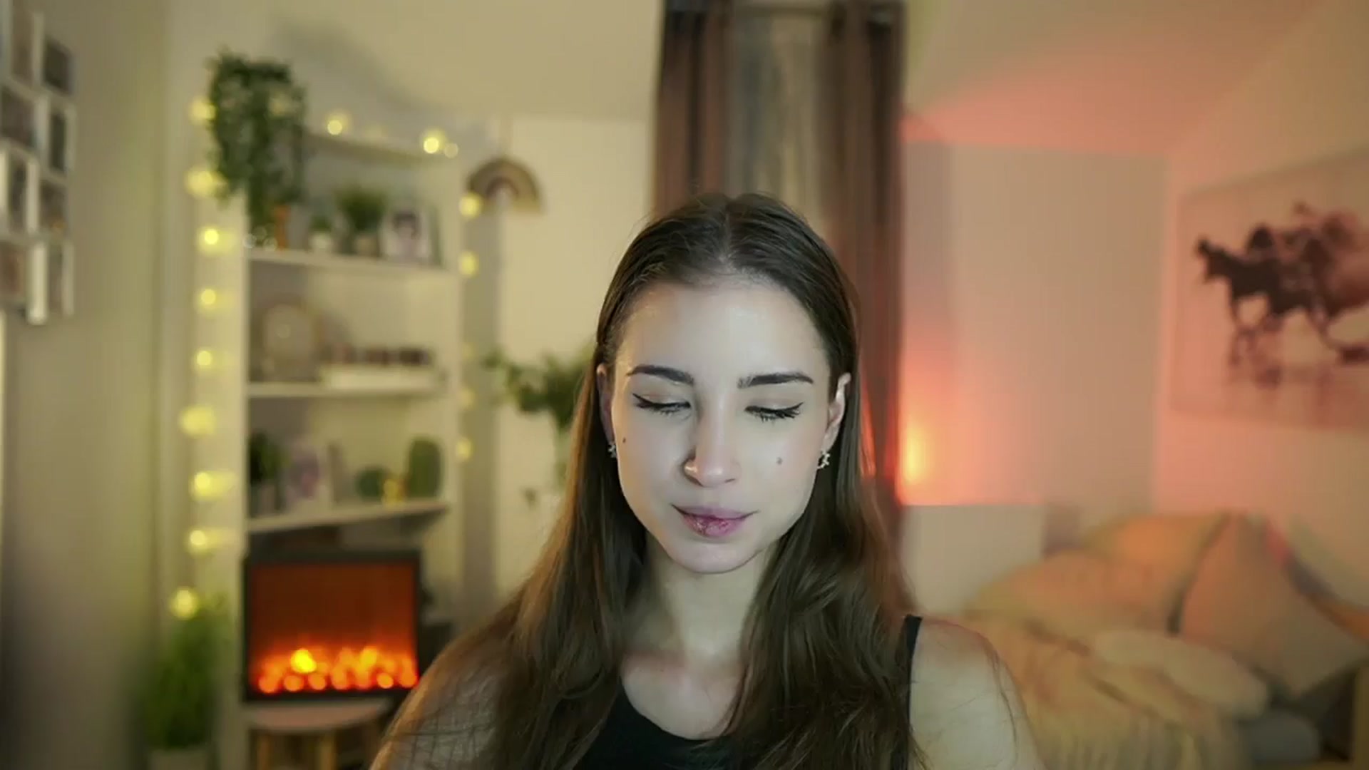 Gallery image thumbnail from Shy_jane's myfreecams stream on, 10/17/2024, 12:37 image 14 of 20