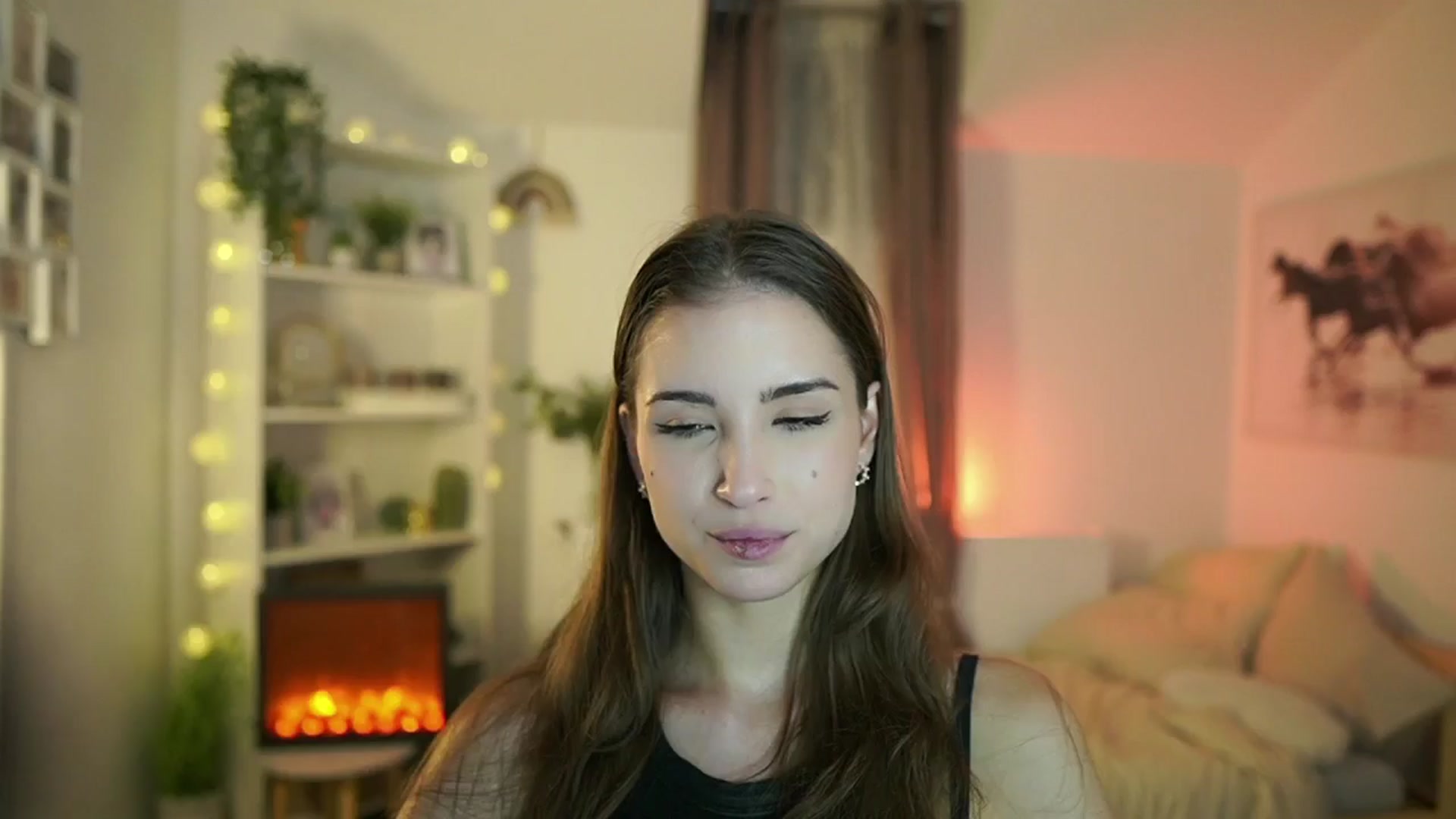 Gallery image thumbnail from Shy_jane's myfreecams stream on, 10/17/2024, 12:37 image 20 of 20