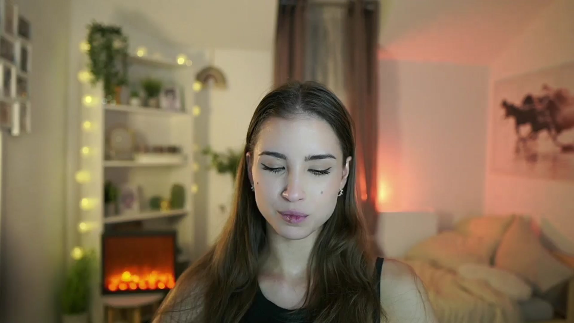 Gallery image thumbnail from Shy_jane's myfreecams stream on, 10/17/2024, 12:37 image 12 of 20