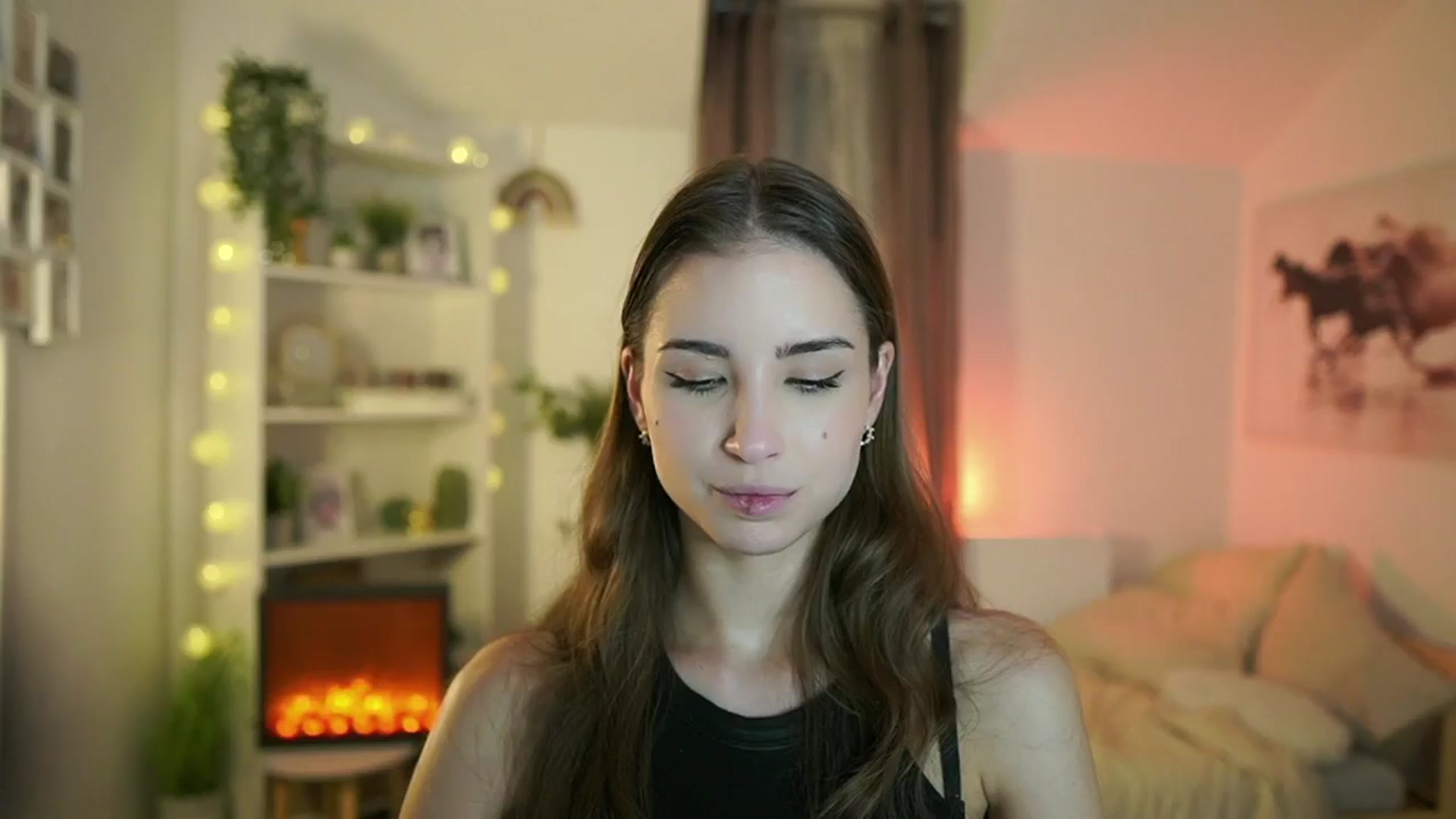 Gallery image thumbnail from Shy_jane's myfreecams stream on, 10/17/2024, 14:18 image 13 of 20
